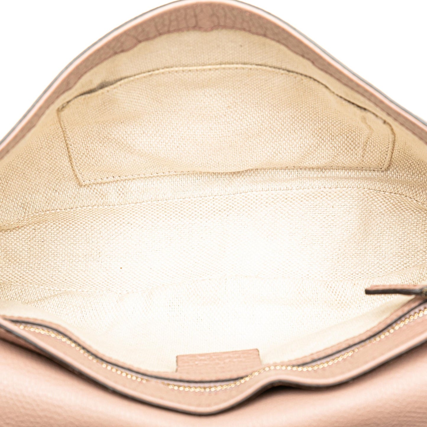 Gucci Medium Leather Soho Chain Flap Crossbody (SHG-GtzMZm)