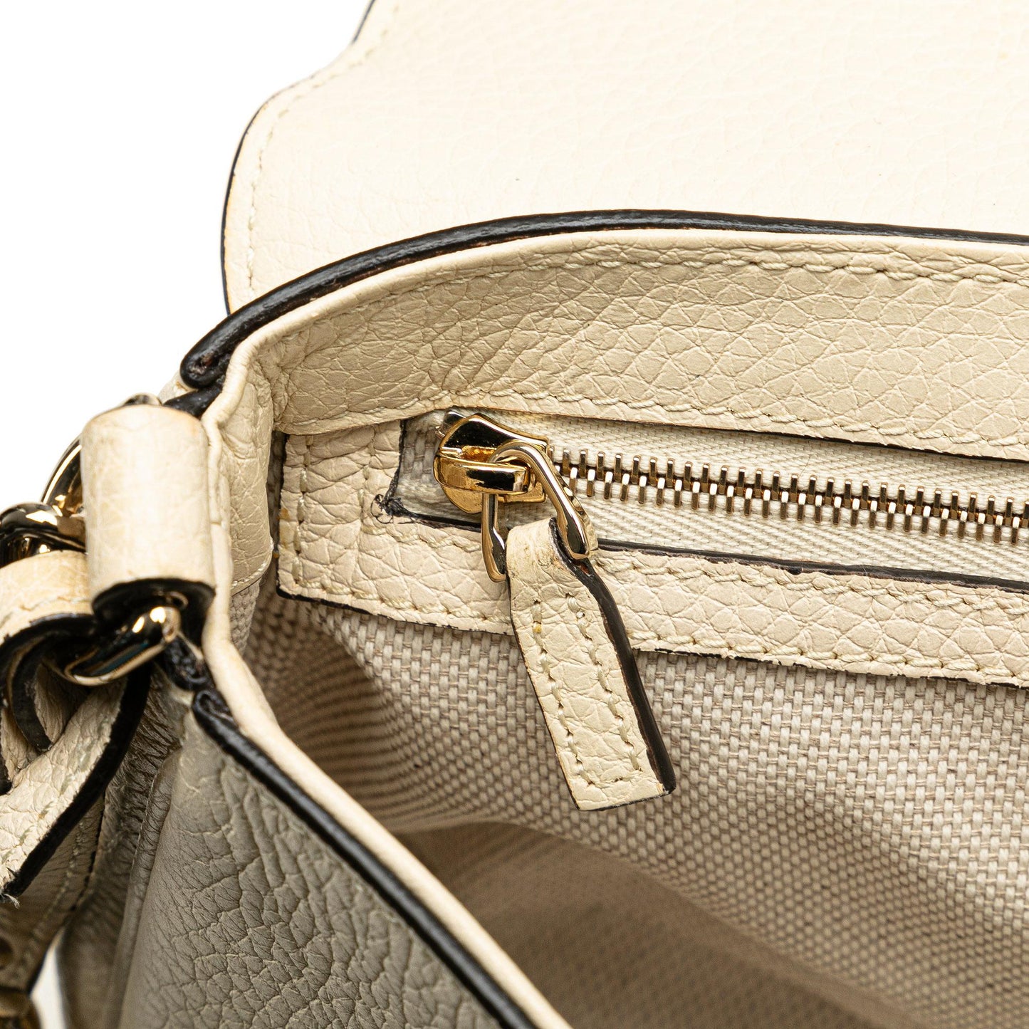 Gucci Medium Leather Soho Chain Flap Crossbody