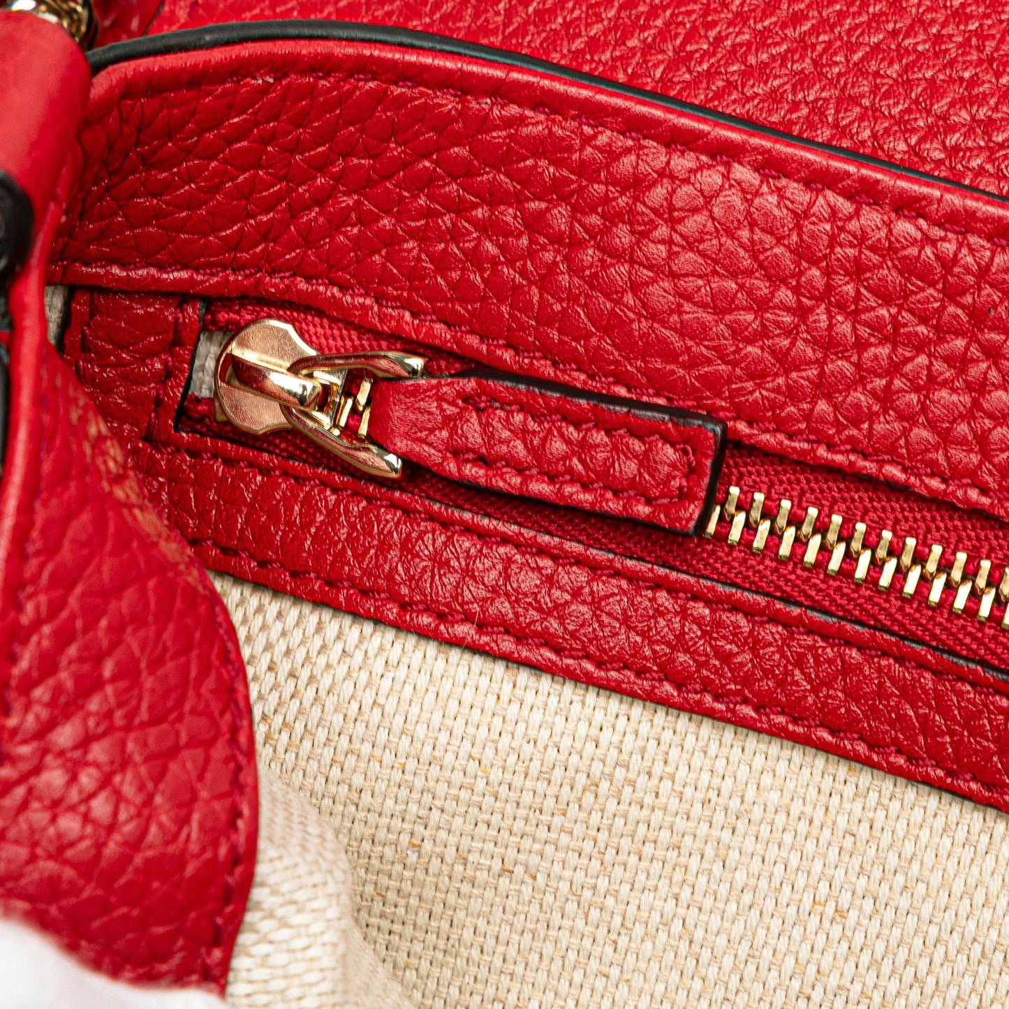 Gucci Medium Leather Soho Chain Flap Crossbody