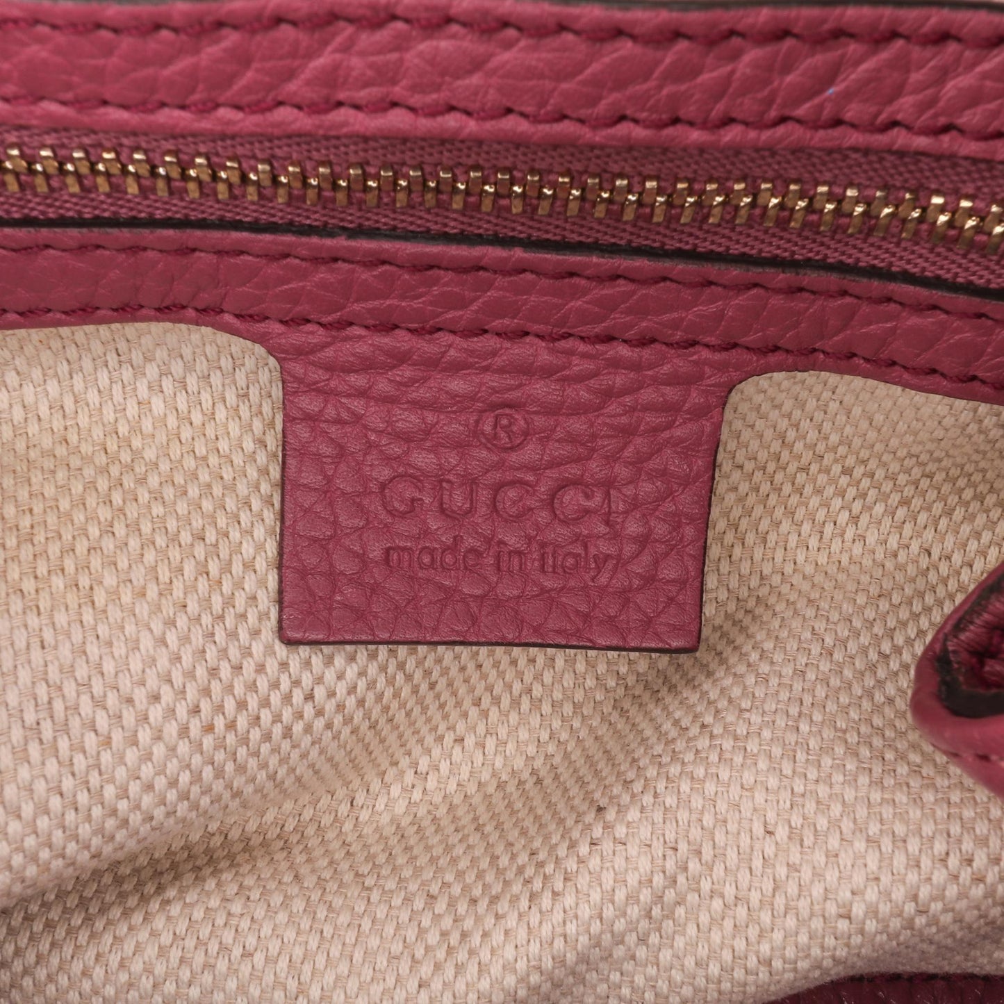 Gucci Medium Leather Soho Chain Tote