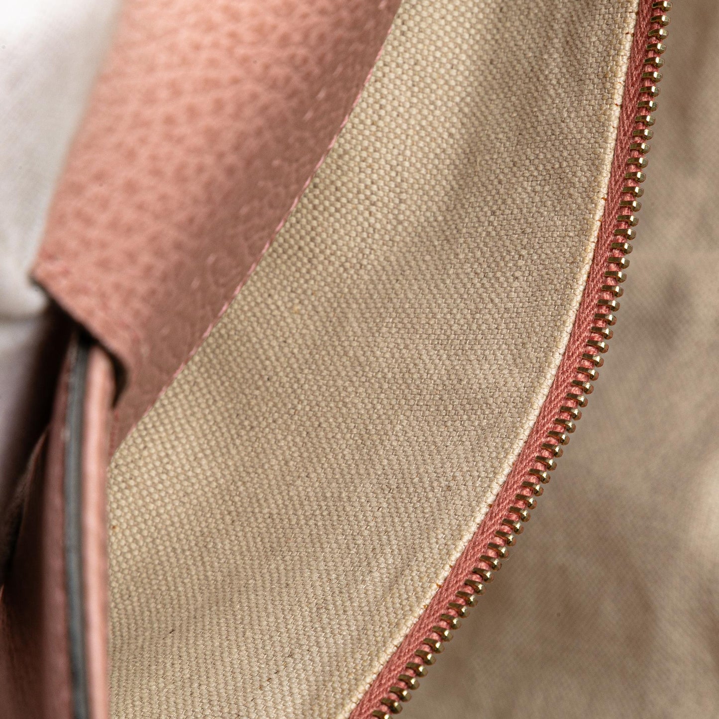 Gucci Medium Leather Swing Tote