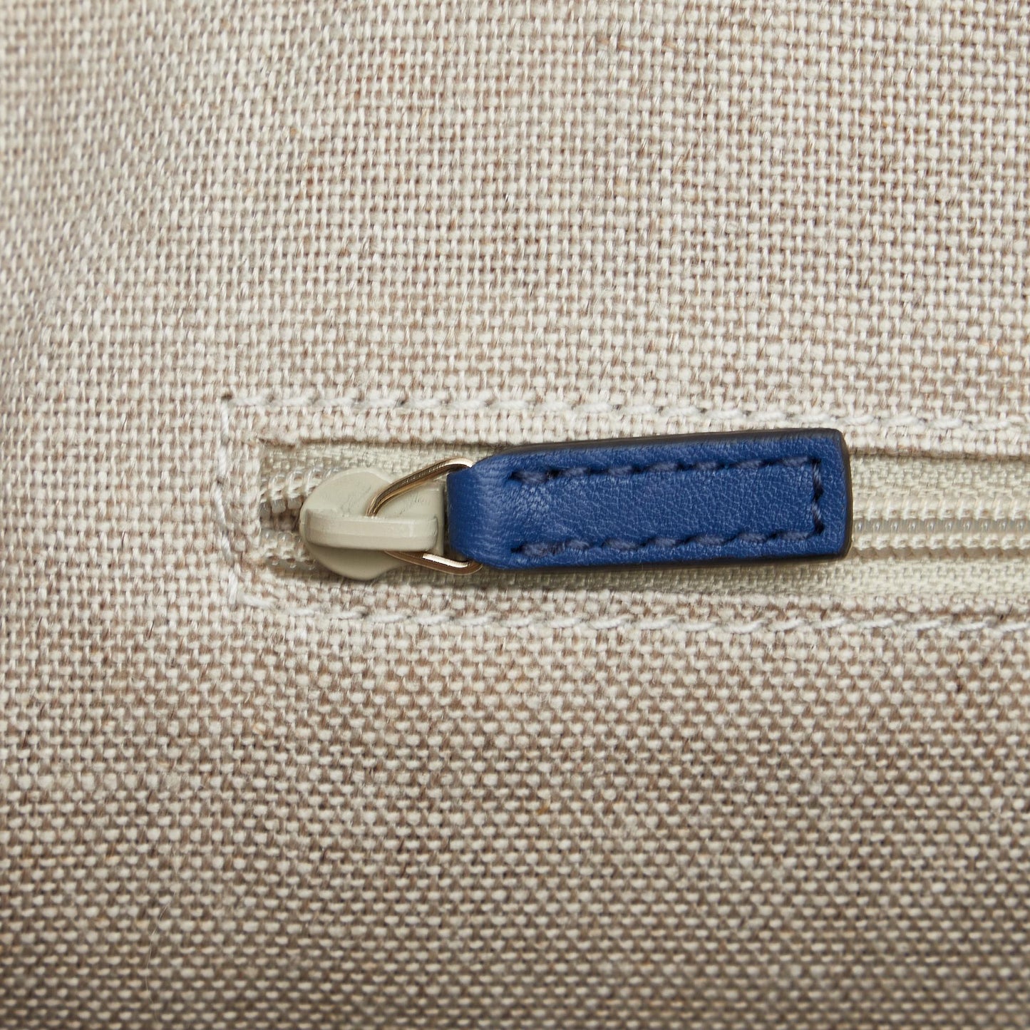 Gucci Medium Microguccissima Dome Satchel (SHG-Oc8bW8)