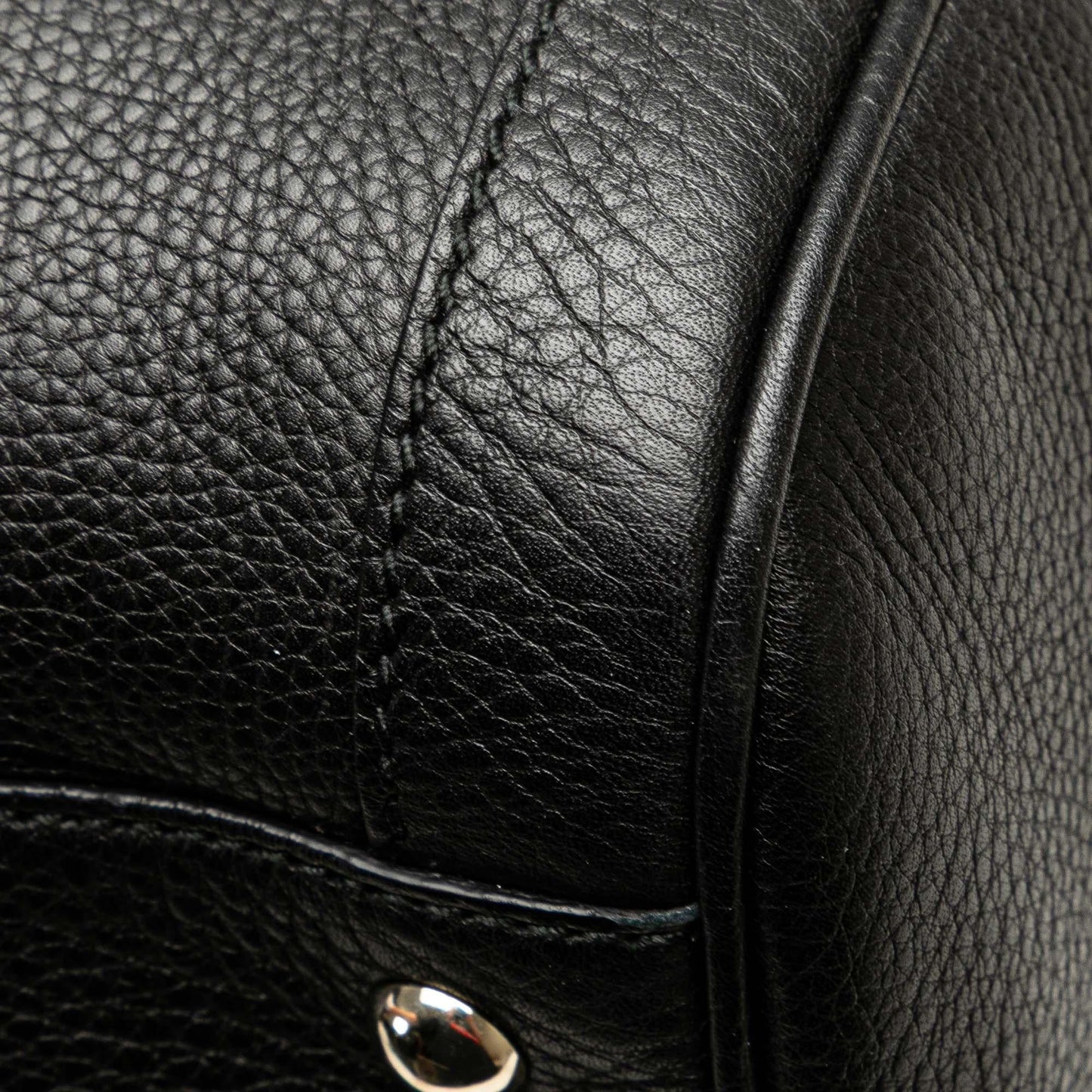 Gucci Medium Pebbled Calfskin Soho Boston Bag