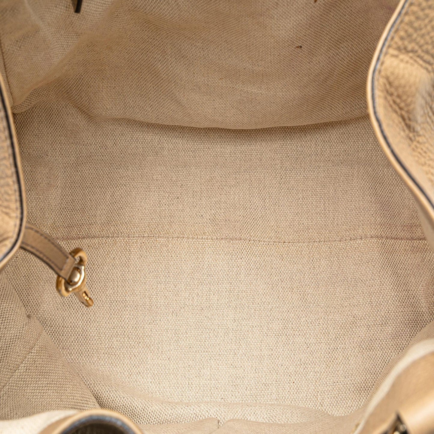Gucci Medium Soho Cellarius Tote (SHG-WKRqB5)