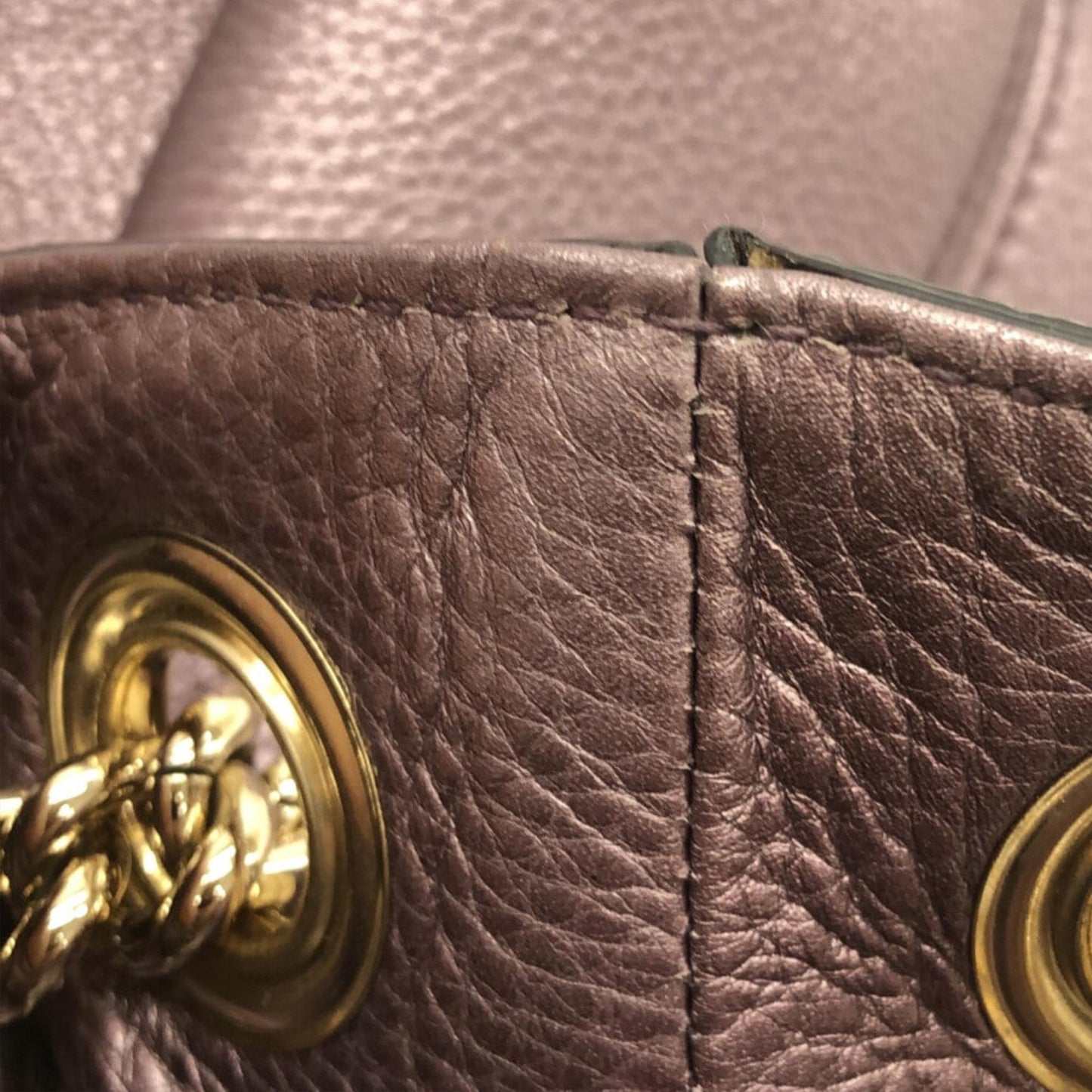 Gucci Medium Soho Chain Tote (SHG-i4tDaq)
