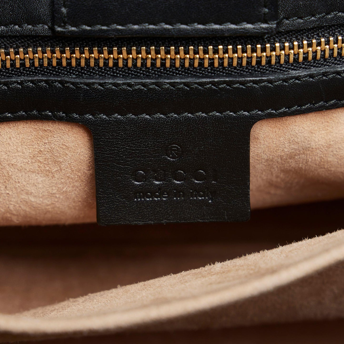 Gucci Medium Sylvie Satchel (SHG-hvyoSA)