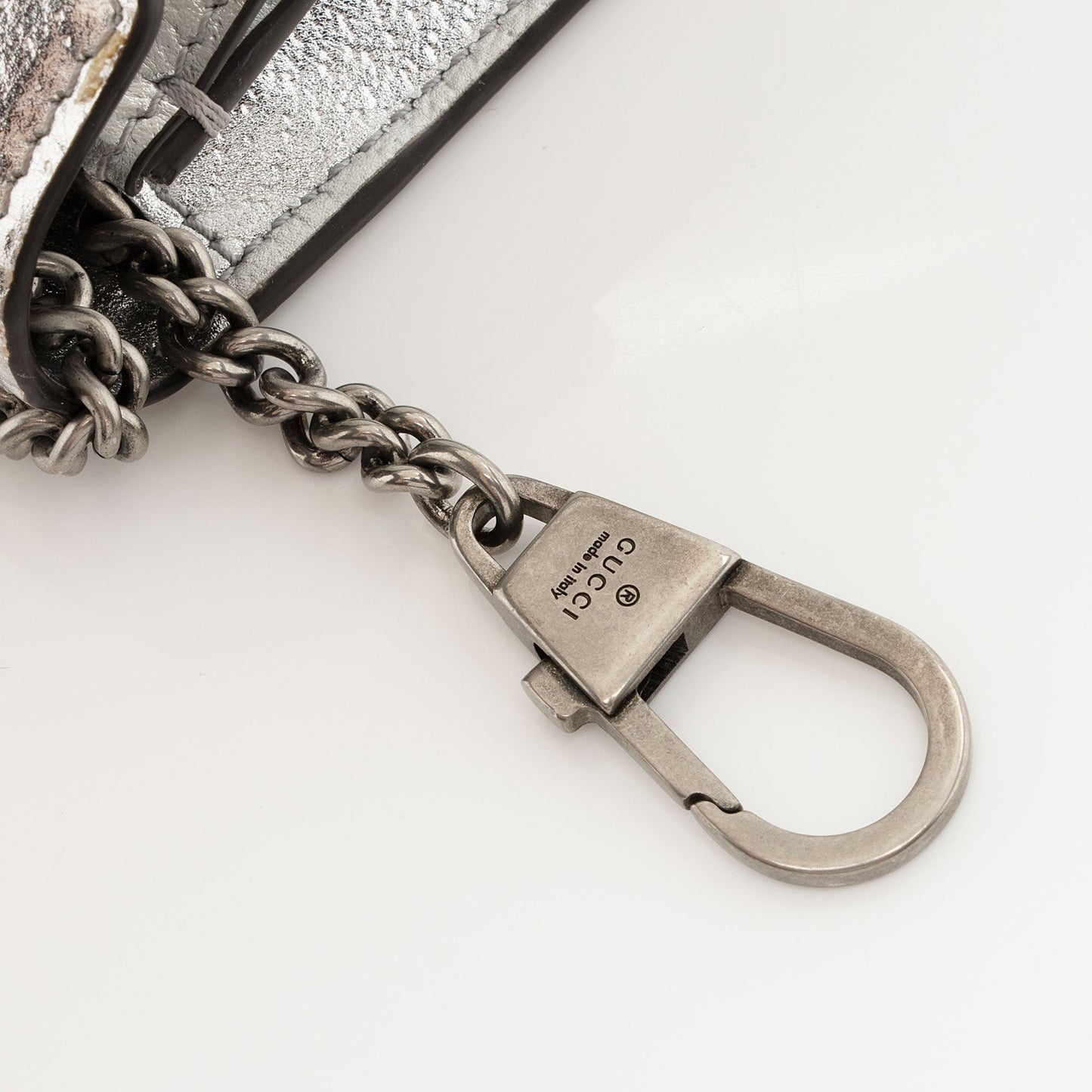 Gucci Metallic Leather Dionysus Super Mini Bag (SHF-PQUwUw)
