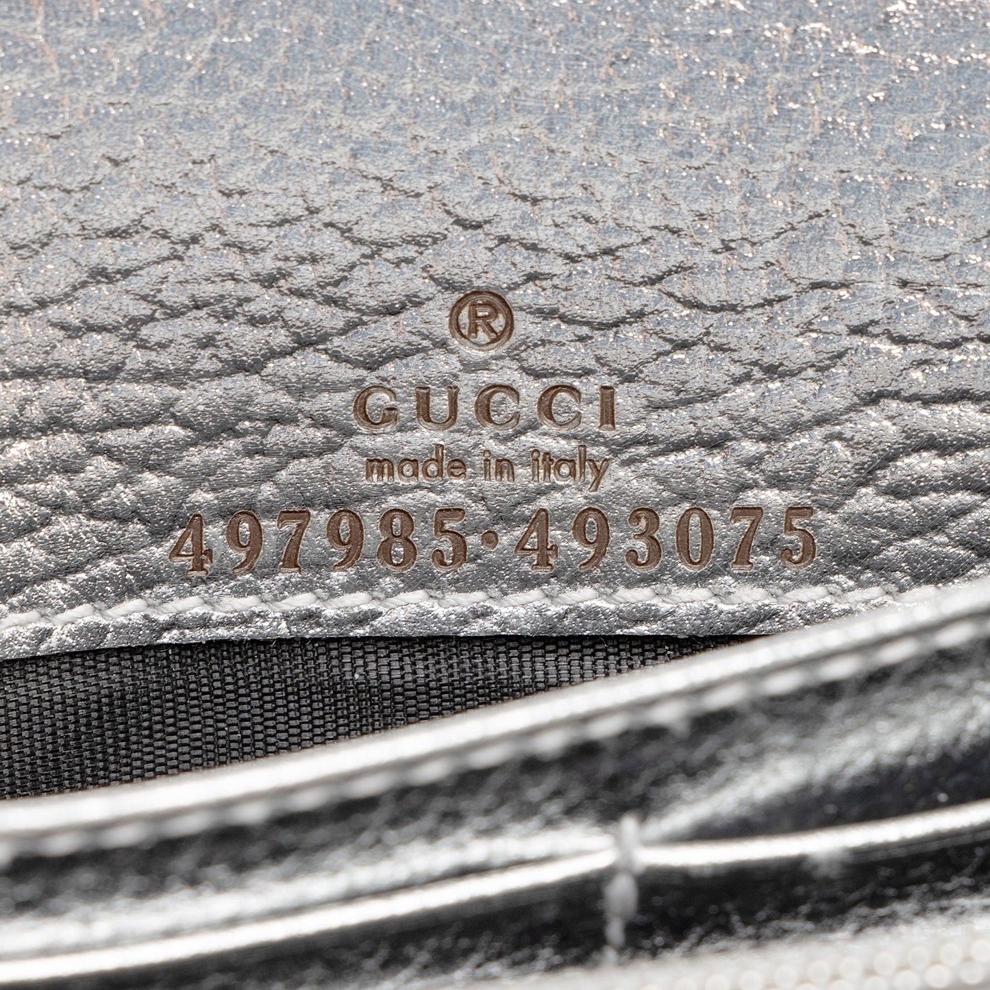 Gucci Metallic Leather GG Marmont Wallet on Chain (SHF-3rKwDE)
