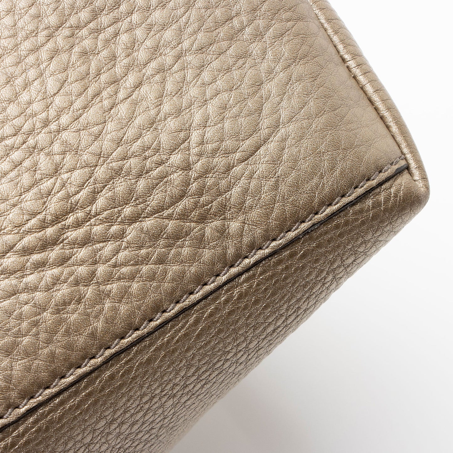 Gucci Metallic Leather Soho Medium Shoulder Bag (SHF-WsyCup)