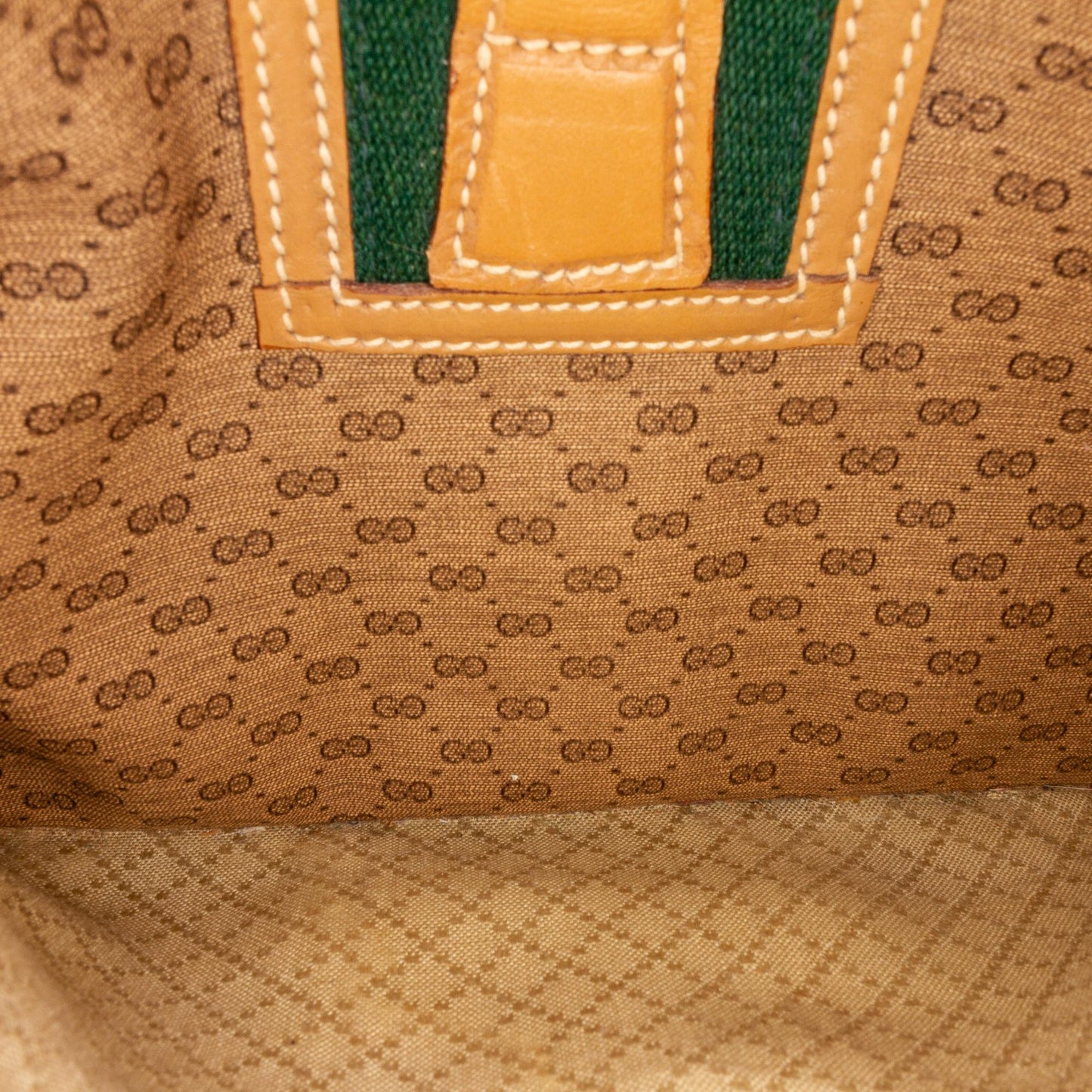 Gucci Micro GG Web Crossbody (SHG-o9I32p)