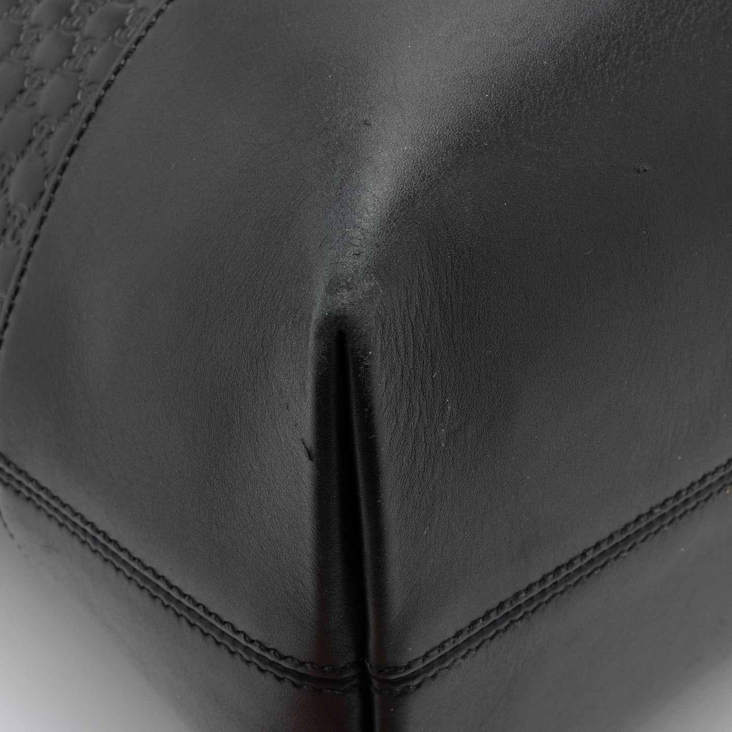 Gucci Microguccissima Leather Bree Small Shoulder Bag (SHF-a6qtmn)
