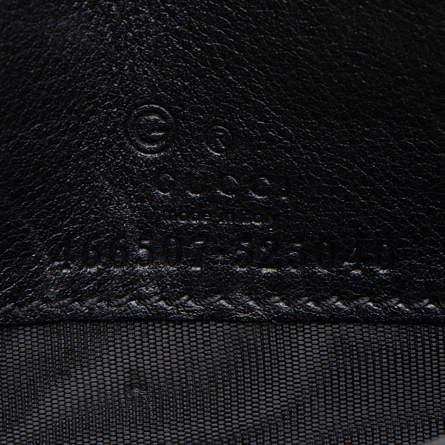 Gucci Microguccissima Leather Wallet Crossbody (SHF-4jl4nn)