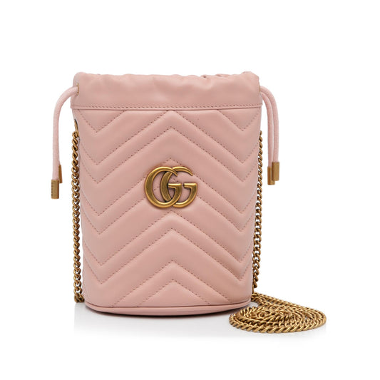 Gucci Mini GG Marmont Matelasse Bucket Bag (SHG-yidCFA)