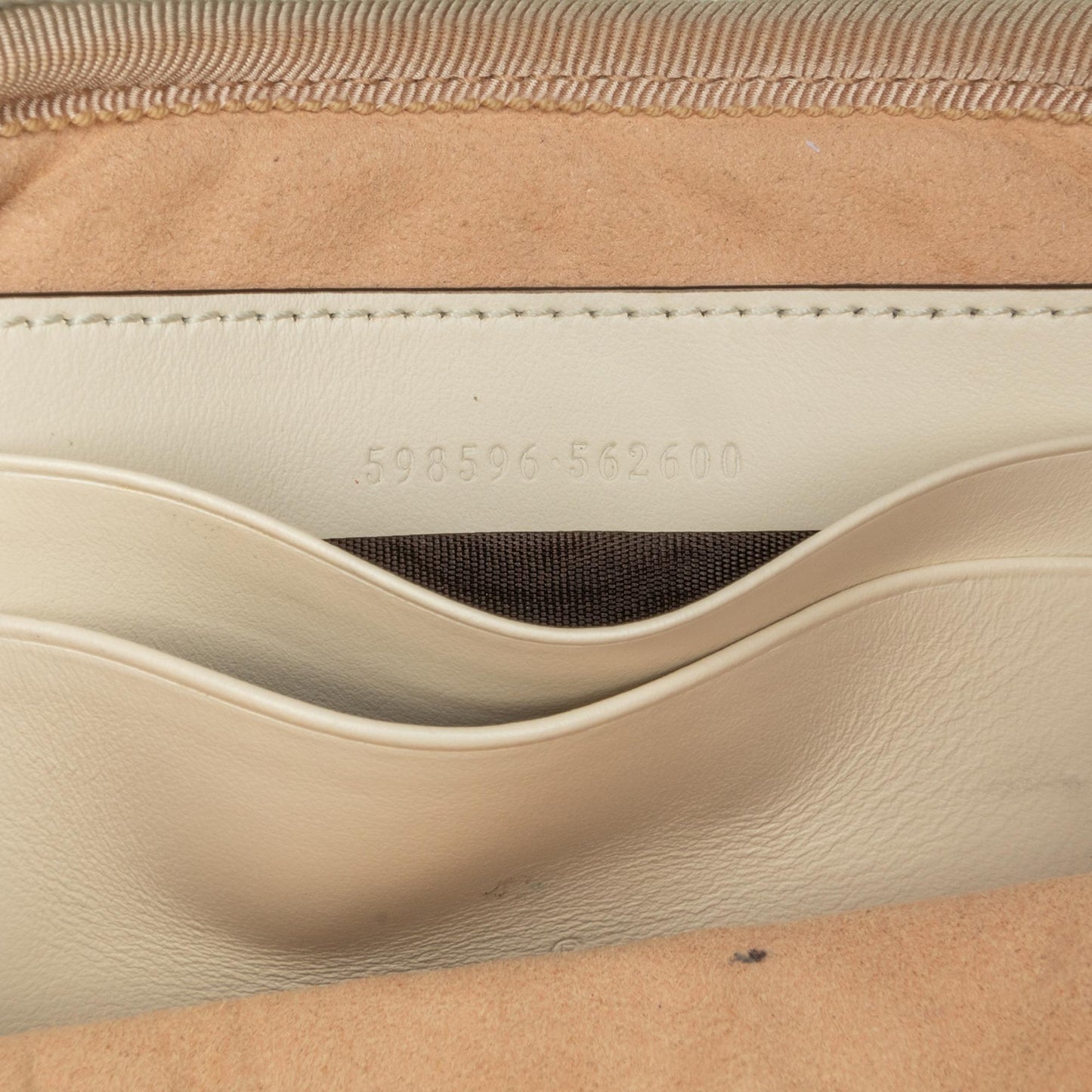 Gucci Mini GG Marmont Matelasse Camera Crossbody Bag (SHG-ORpyrF)