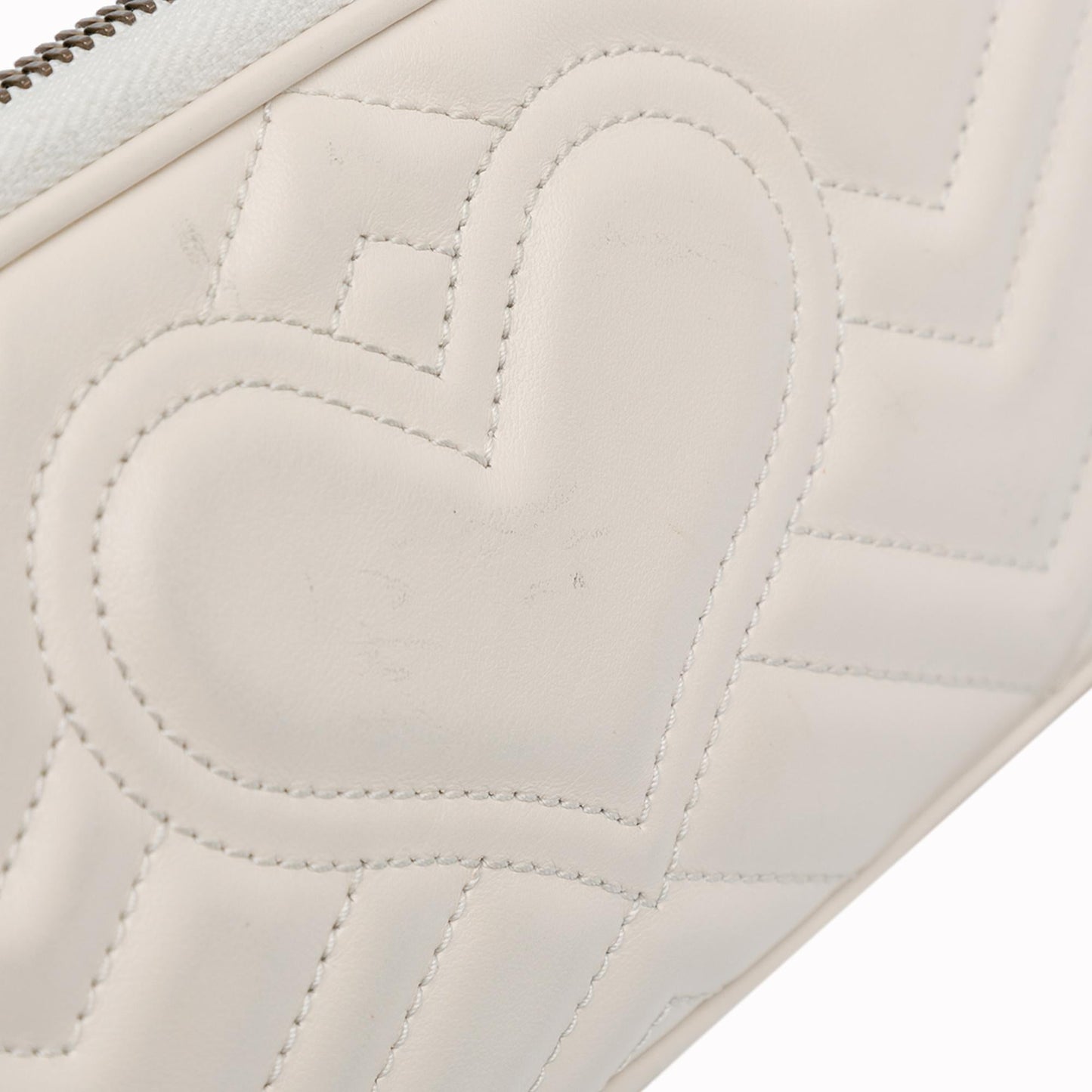 Gucci Mini GG Marmont Matelasse Camera Crossbody Bag (SHG-ORpyrF)