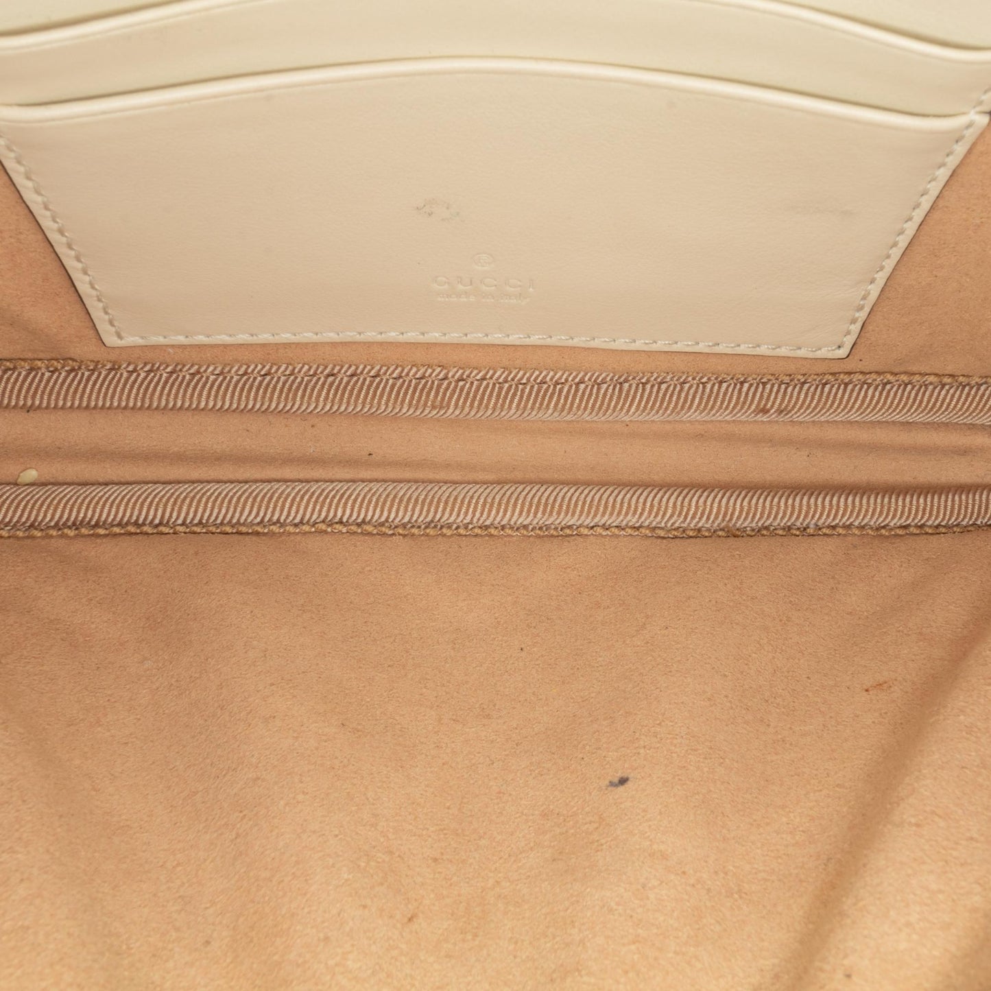 Gucci Mini GG Marmont Matelasse Camera Crossbody Bag (SHG-ORpyrF)