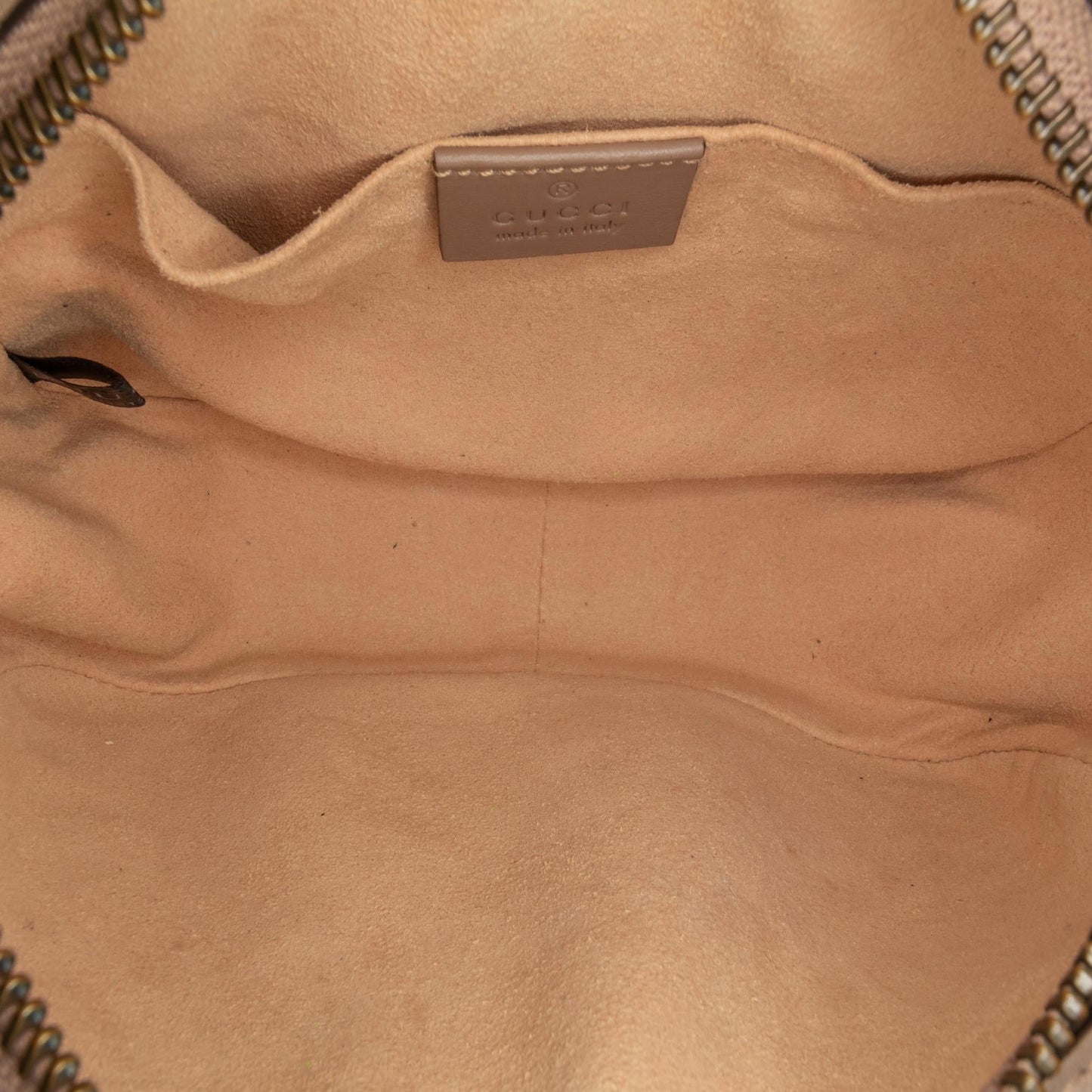 Gucci Mini GG Marmont Matelasse Crossbody (SHG-1DWPFZ)