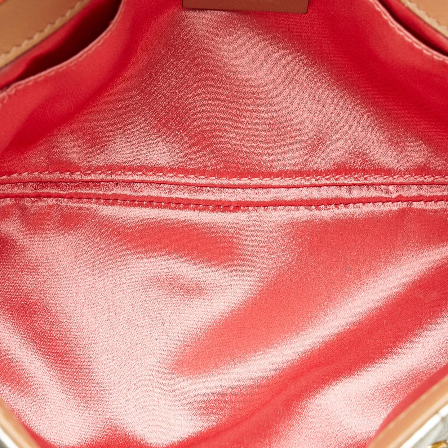 Gucci Mini GG Marmont Matelasse Pearl Crossbody Bag (SHG-NtkRNe)