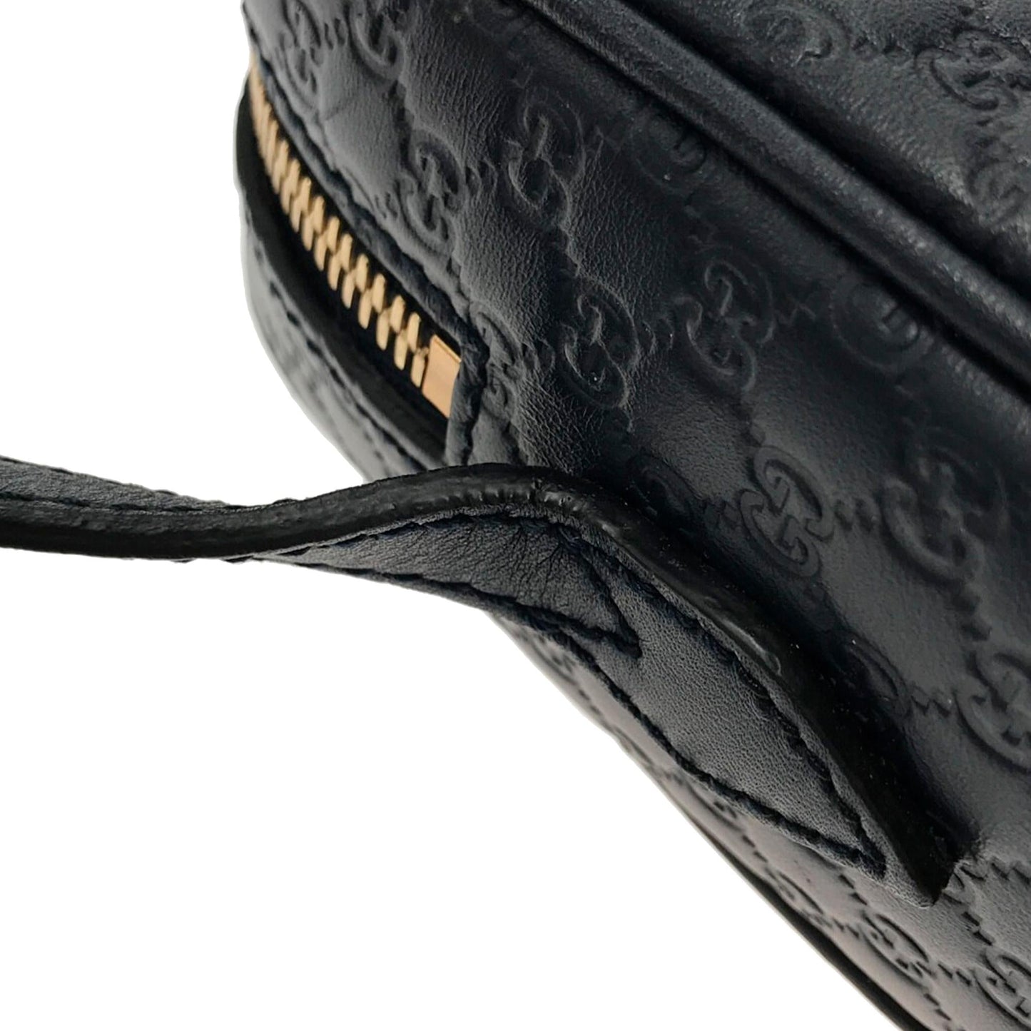 Gucci Mini Microguccissima Bree Crossbody (SHG-P4FNMI)