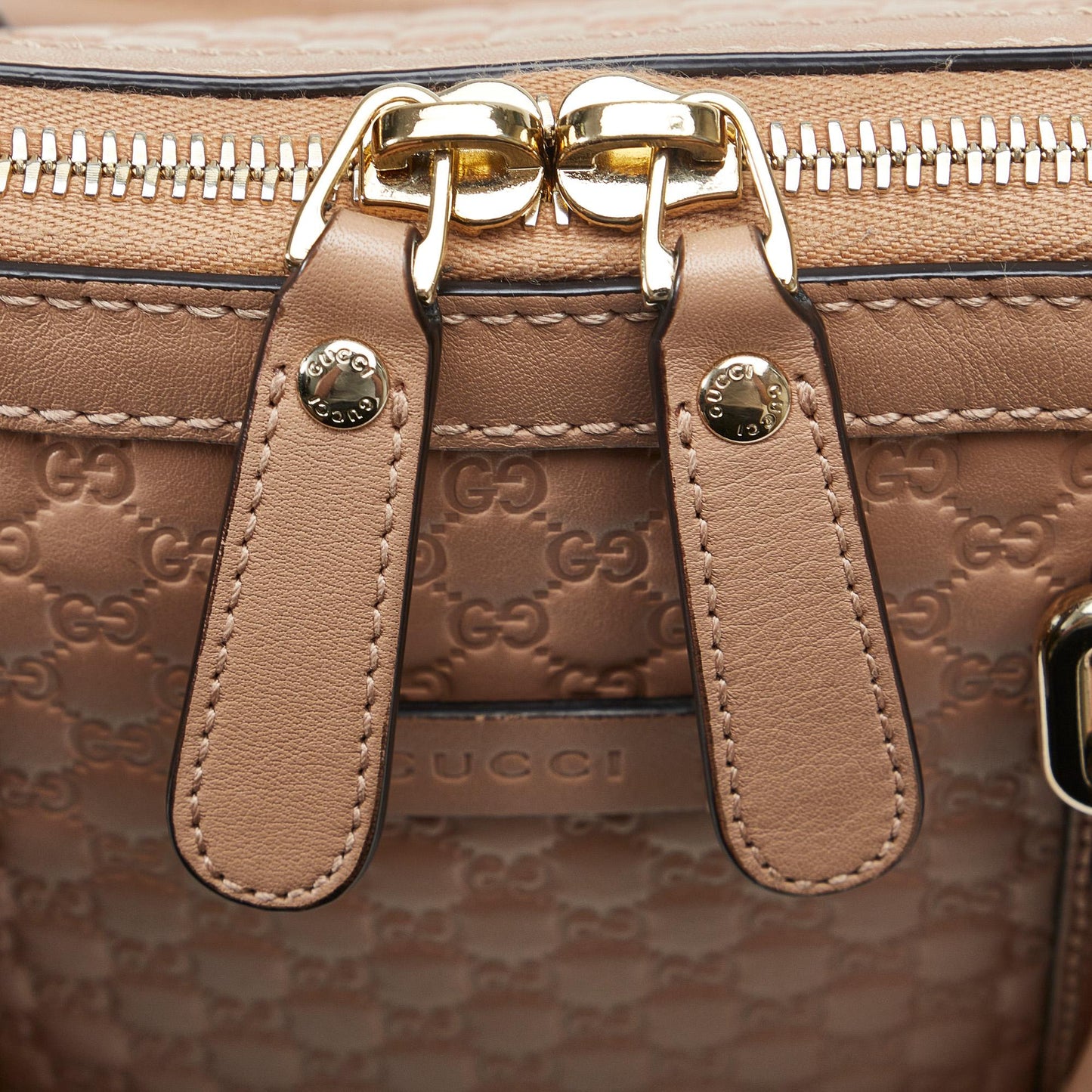 Gucci Mini Microguccissima Dome Bag (SHG-zvA1OJ)