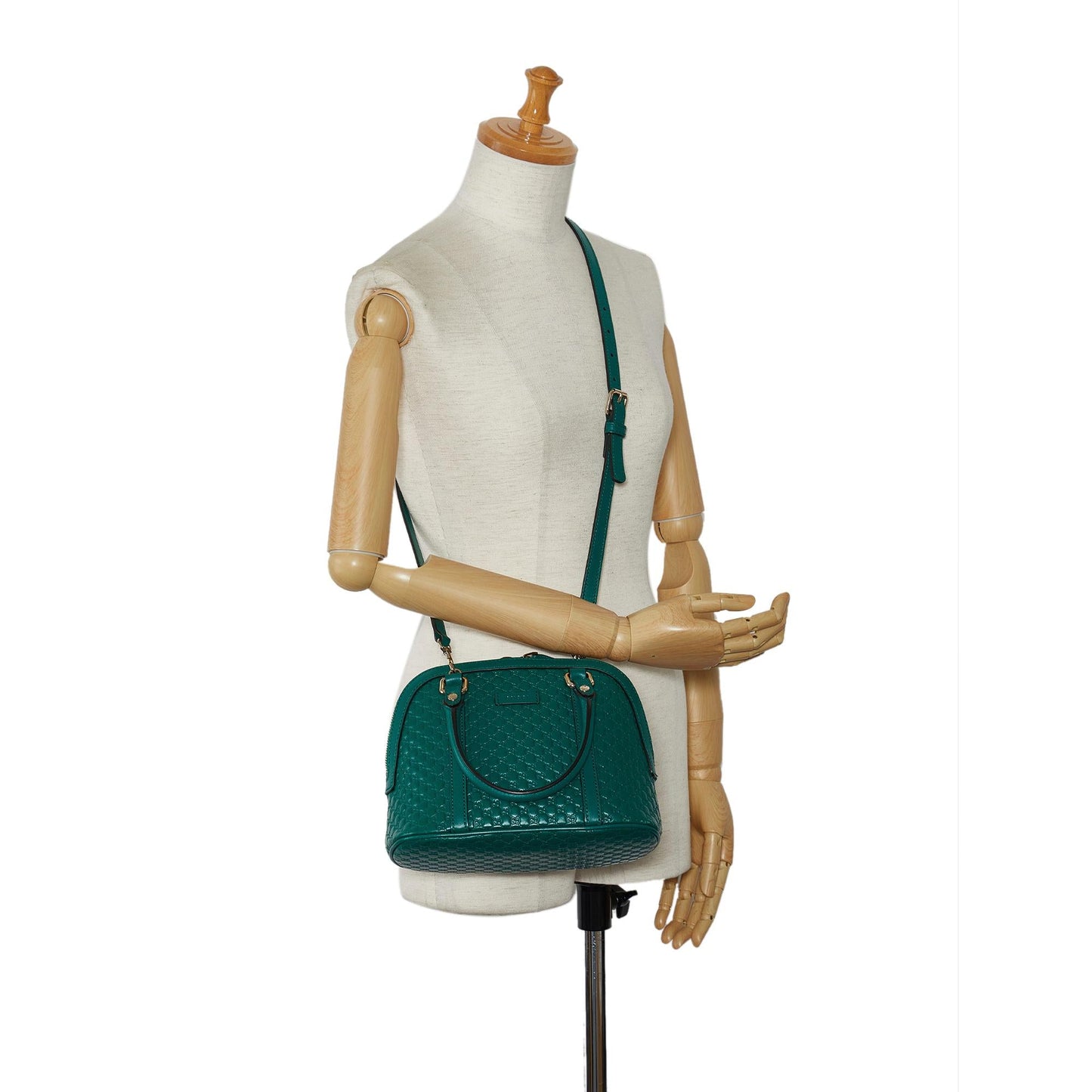 Gucci Mini Microguccissima Dome Satchel (SHG-ZQJj2v)