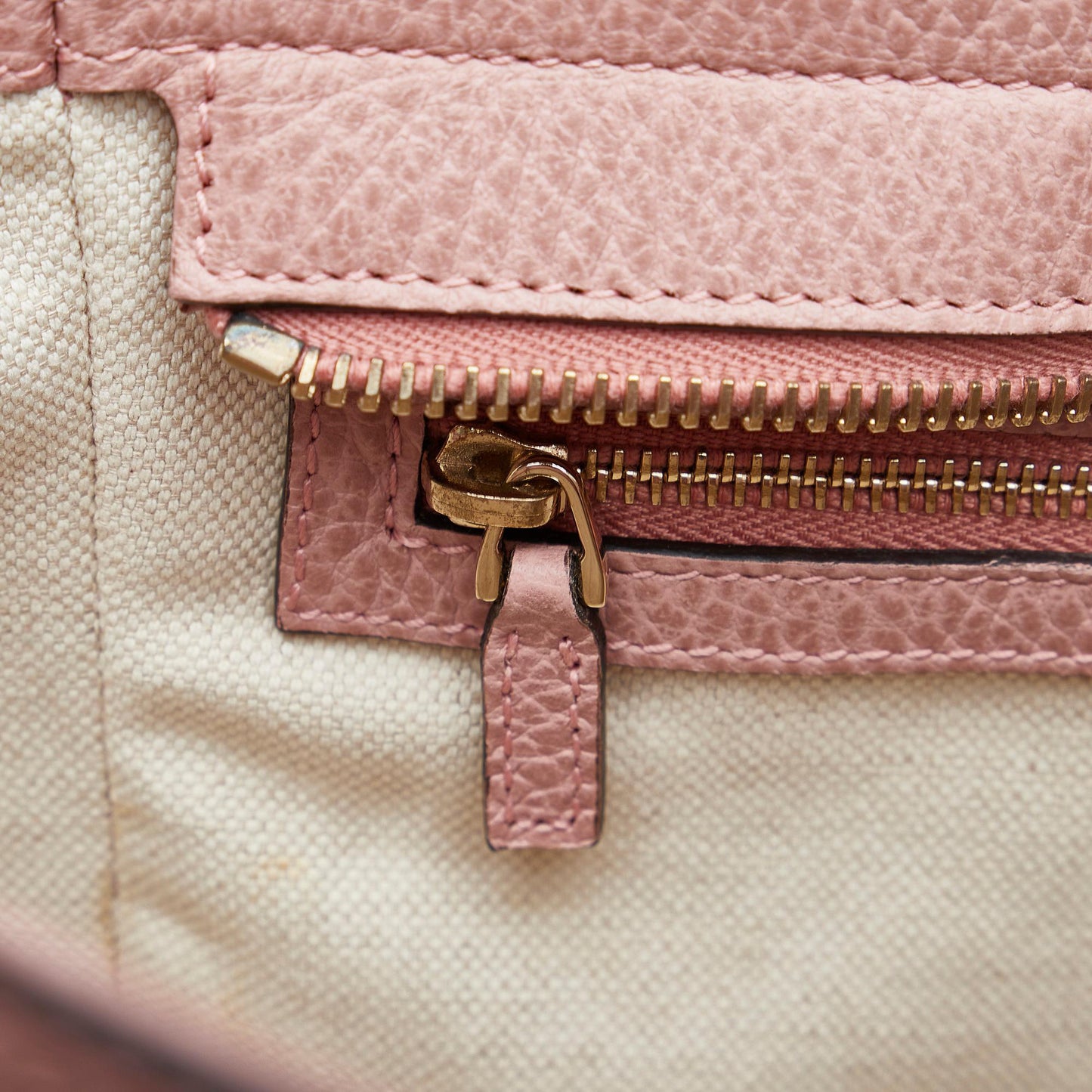 Gucci Mini Swing Satchel (SHG-ikmIy7)