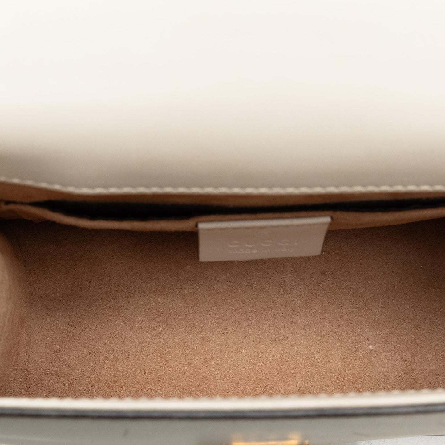 Gucci Mini Sylvie Leather Chain Crossbody Bag (SHG-1OZLSf)