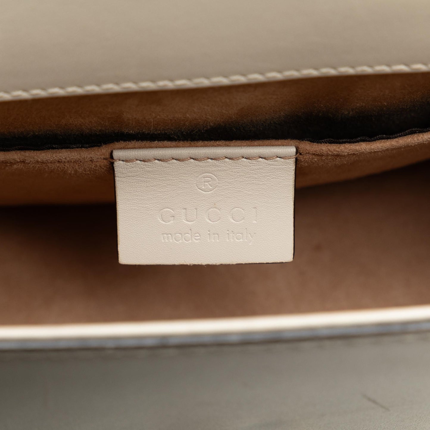Gucci Mini Sylvie Leather Chain Crossbody Bag (SHG-1OZLSf)