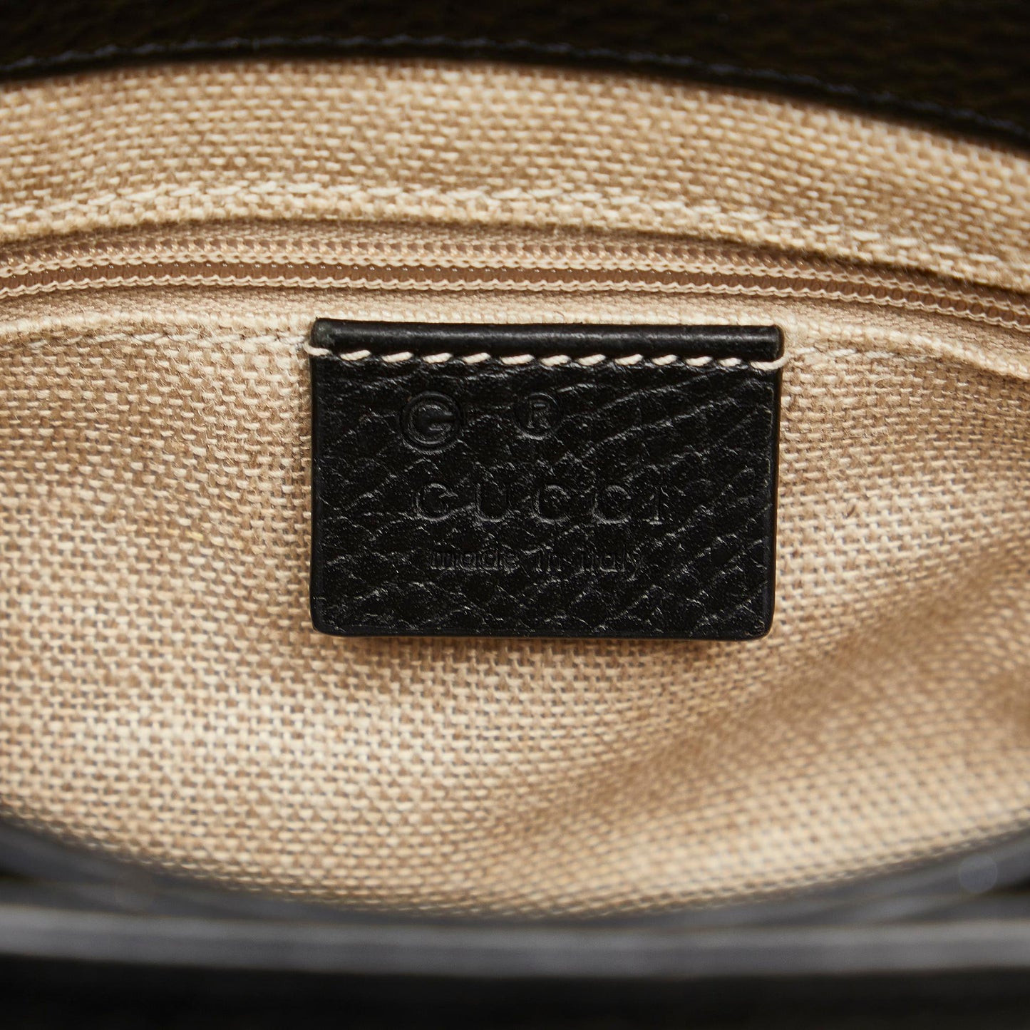 Gucci Small Dollar Interlocking G Crossbody (SHG-zXswTn)
