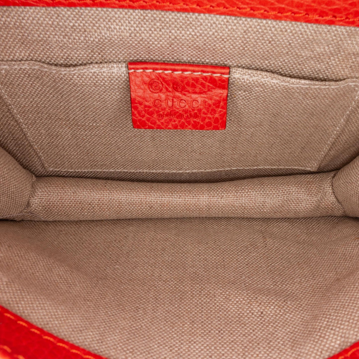 Gucci Small Dollar Interlocking G Crossbody (SHG-rkCp1u)