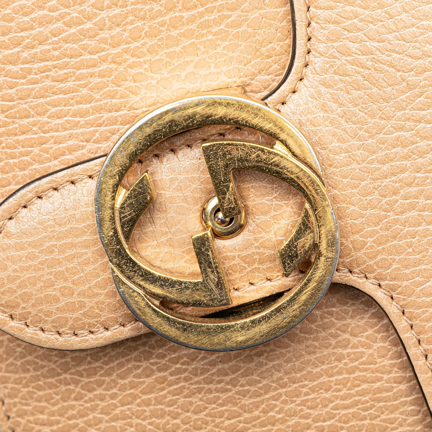 Gucci Small Dollar Interlocking G Crossbody (SHG-kVZmIY)