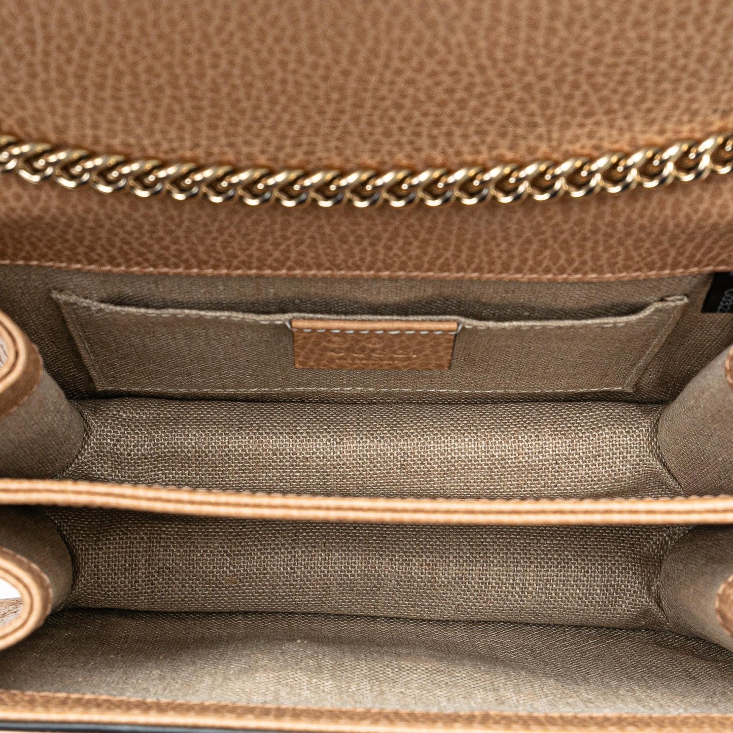 Gucci Small Dollar Interlocking G Crossbody (SHG-kVZmIY)