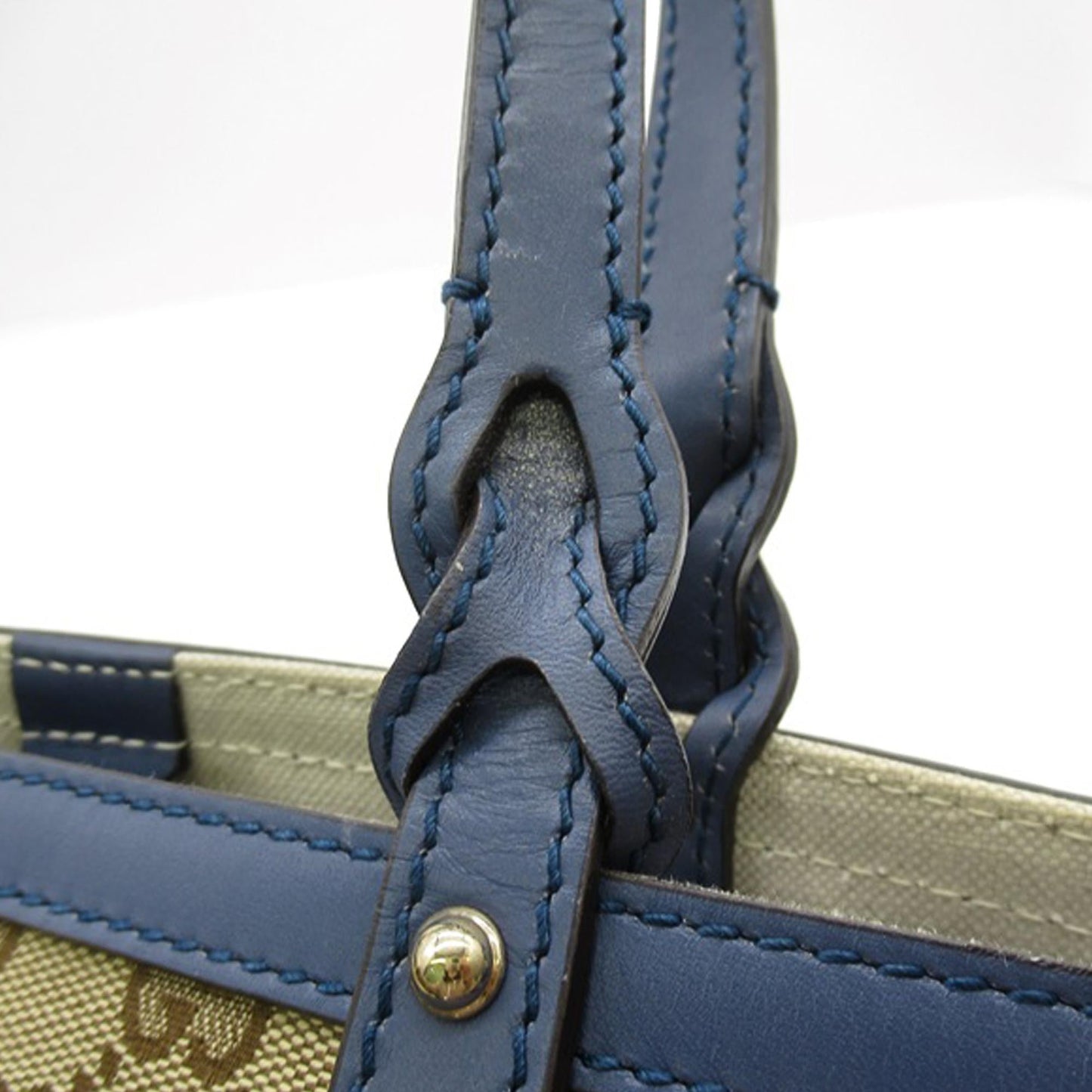 Gucci Small GG Canvas Craft Tote (SHG-SeZdyJ)