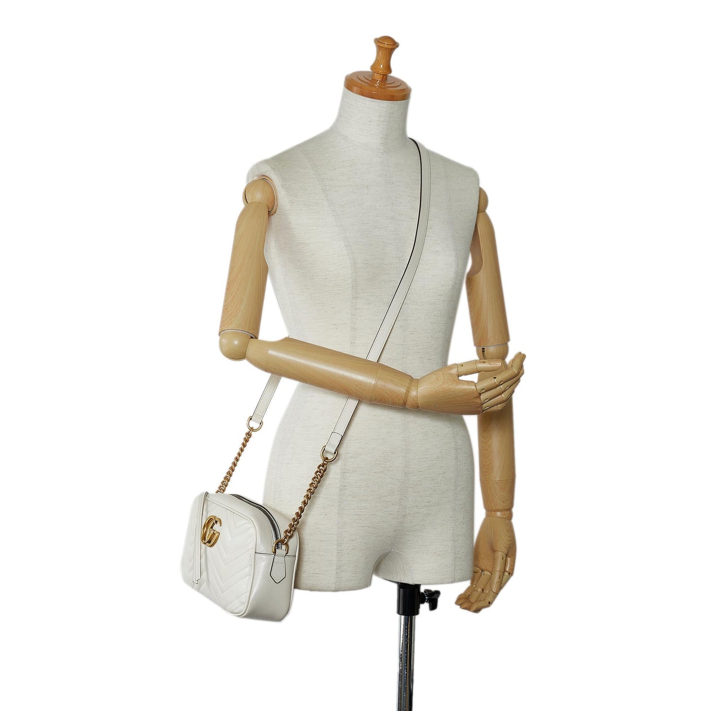 Gucci Small GG Marmont Matelasse Crossbody (SHG-WnmqBb)