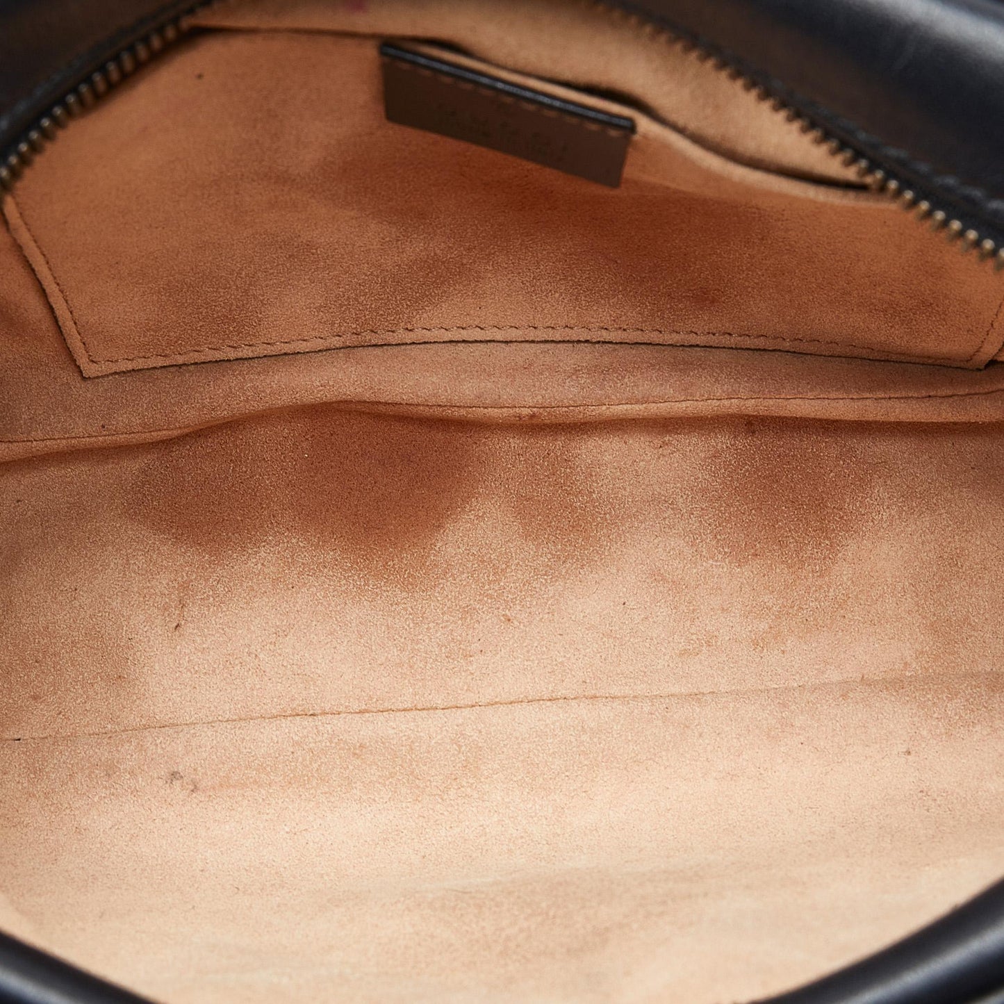 Gucci Small GG Marmont Matelasse Crossbody (SHG-RvNR1F)