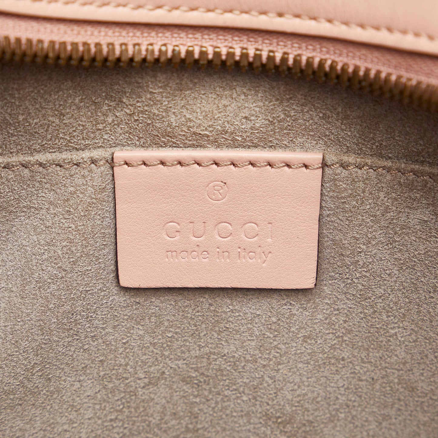 Gucci Small GG Marmont Matelasse Crossbody (SHG-FhRX5G)