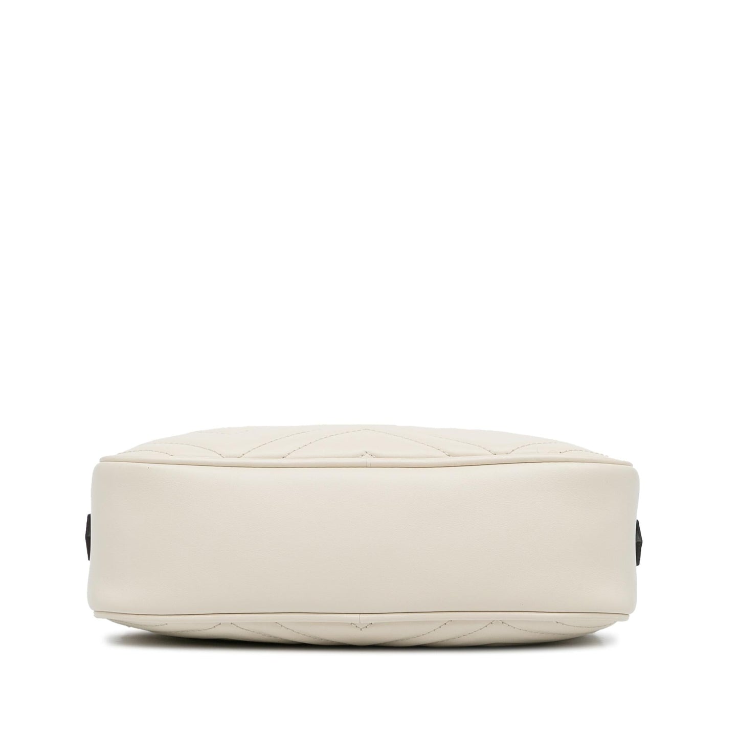 Gucci Small GG Marmont Matelasse Crossbody (SHG-XJh1aH)
