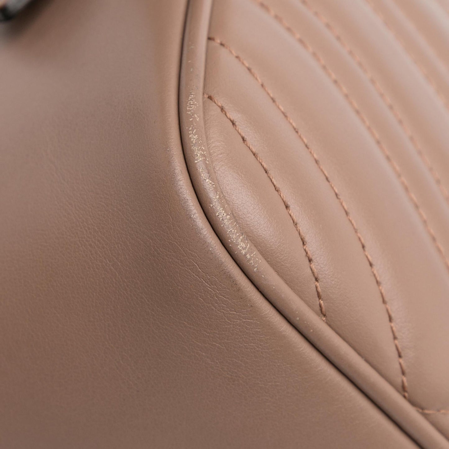 Gucci Small GG Marmont Matelasse Crossbody (SHG-g9CwWf)