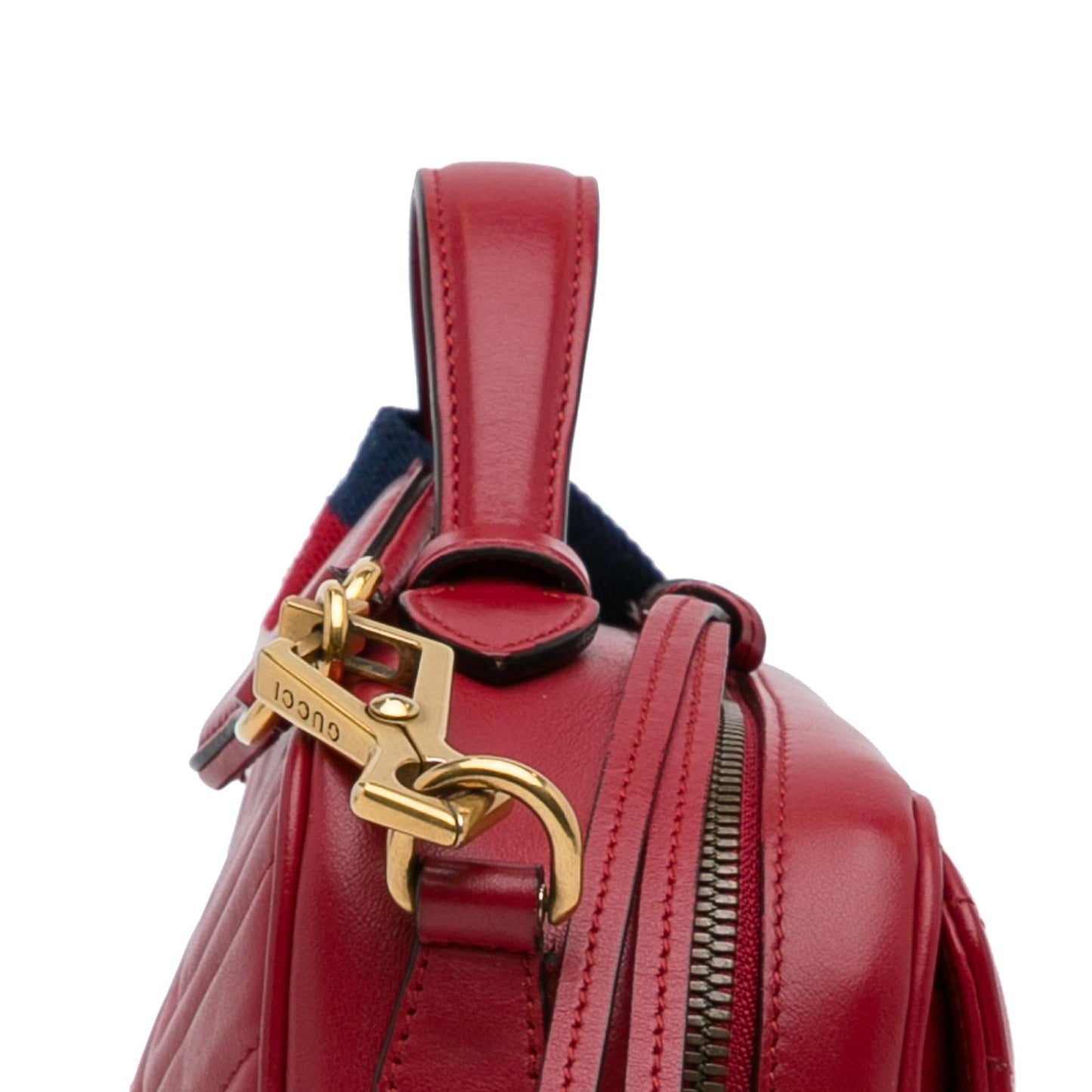 Gucci Small GG Marmont Matelasse Top Handle (SHG-hNCArE)