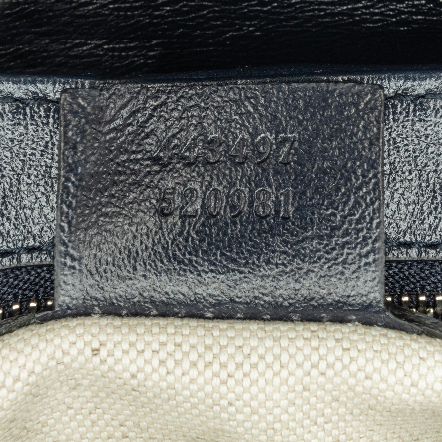 Gucci Small GG Multicolor Canvas Marmont Crossbody Bag (SHG-T1ZD4V)