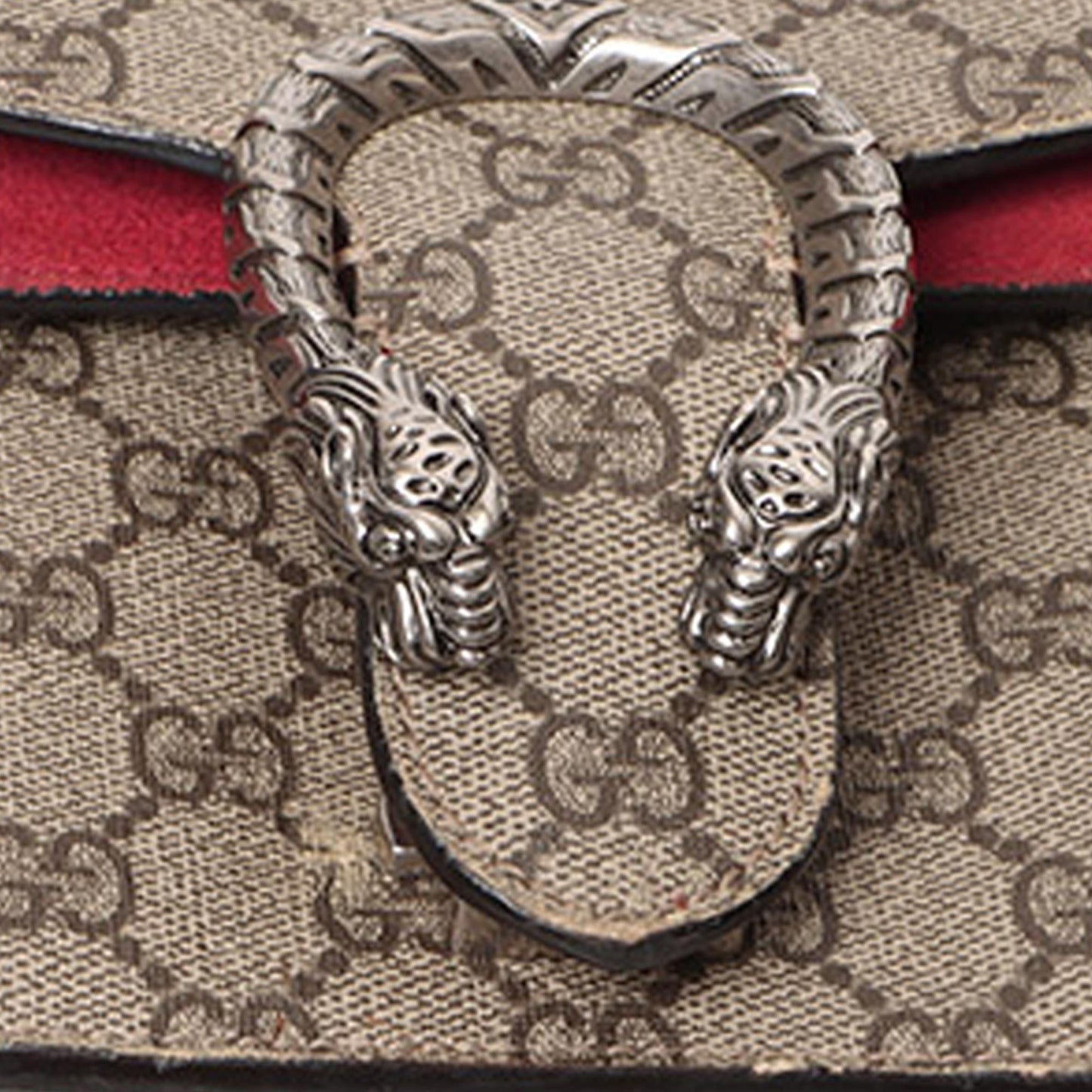 Gucci Small GG Supreme Dionysus Shoulder Bag (SHG-f8ODsX)