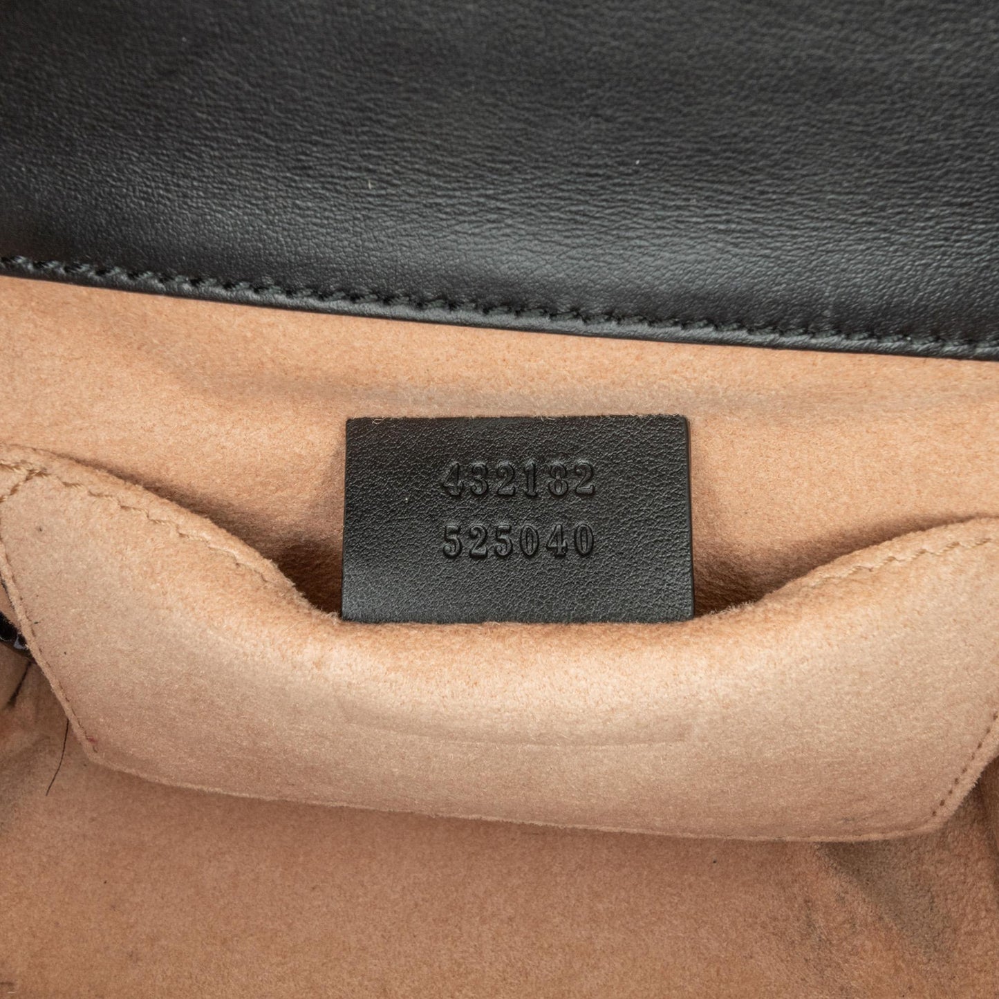 Gucci Small GG Supreme Padlock Crossbody (SHG-hHAWjM)