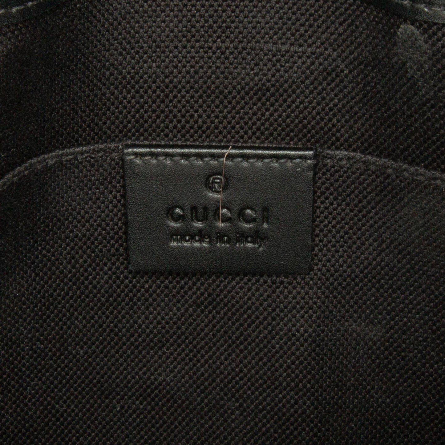 Gucci Small GG Supreme Web Crossbody (SHG-gvXh7Y)