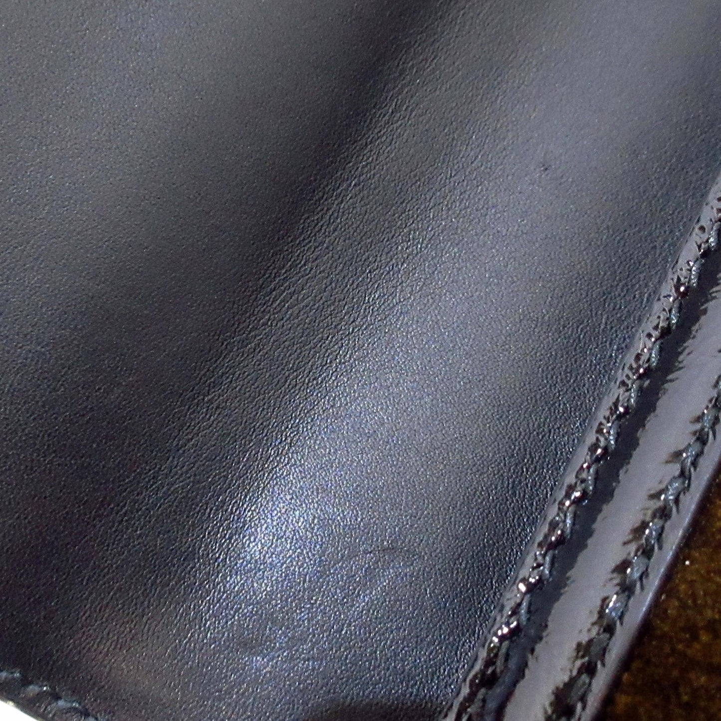 Gucci Small GG Velvet Sylvie Crossbody (SHG-UdhlJD)