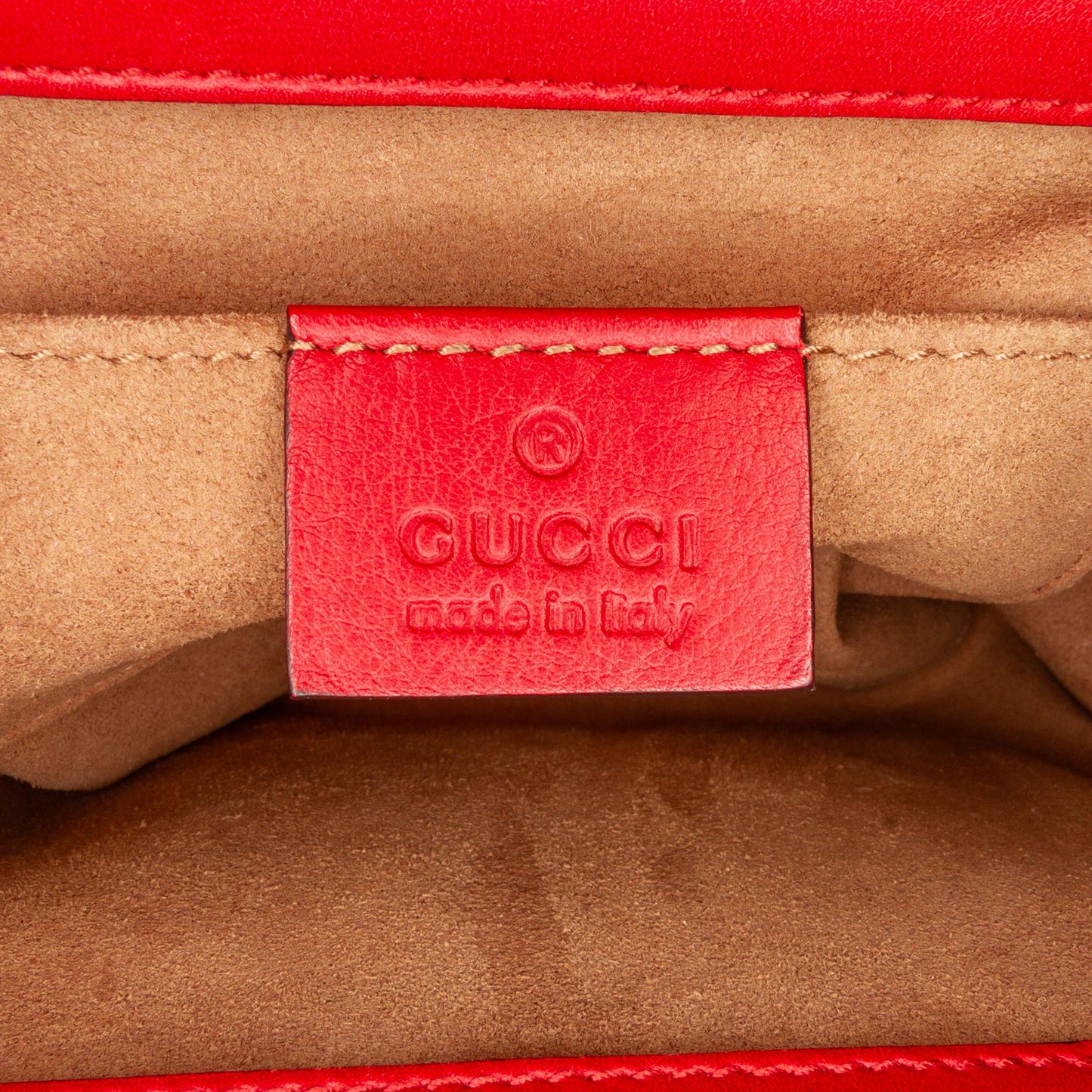 Gucci Small Leather Padlock Crossbody Bag (SHG-IOXwm8)