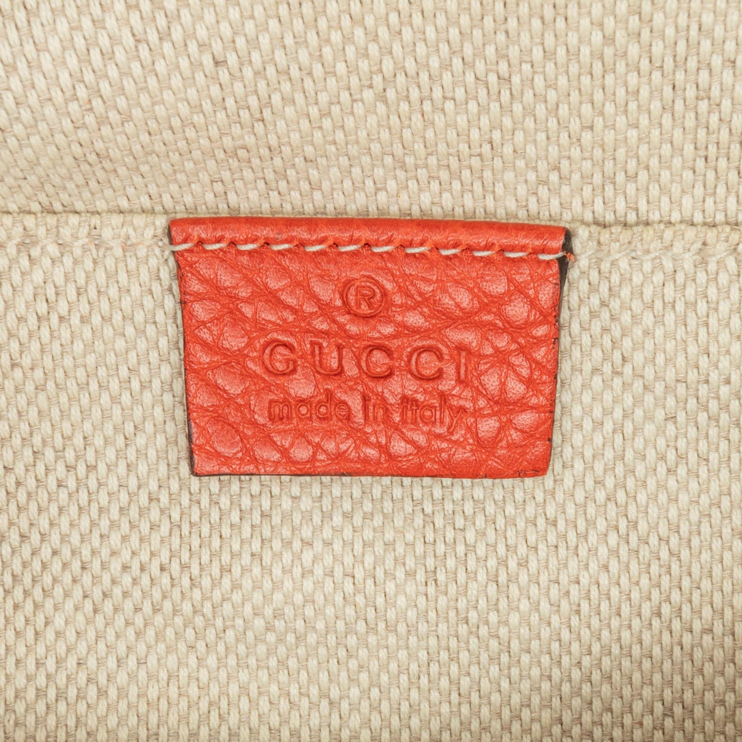 Gucci Small Leather Soho Disco Crossbody (SHG-FzQeKi)