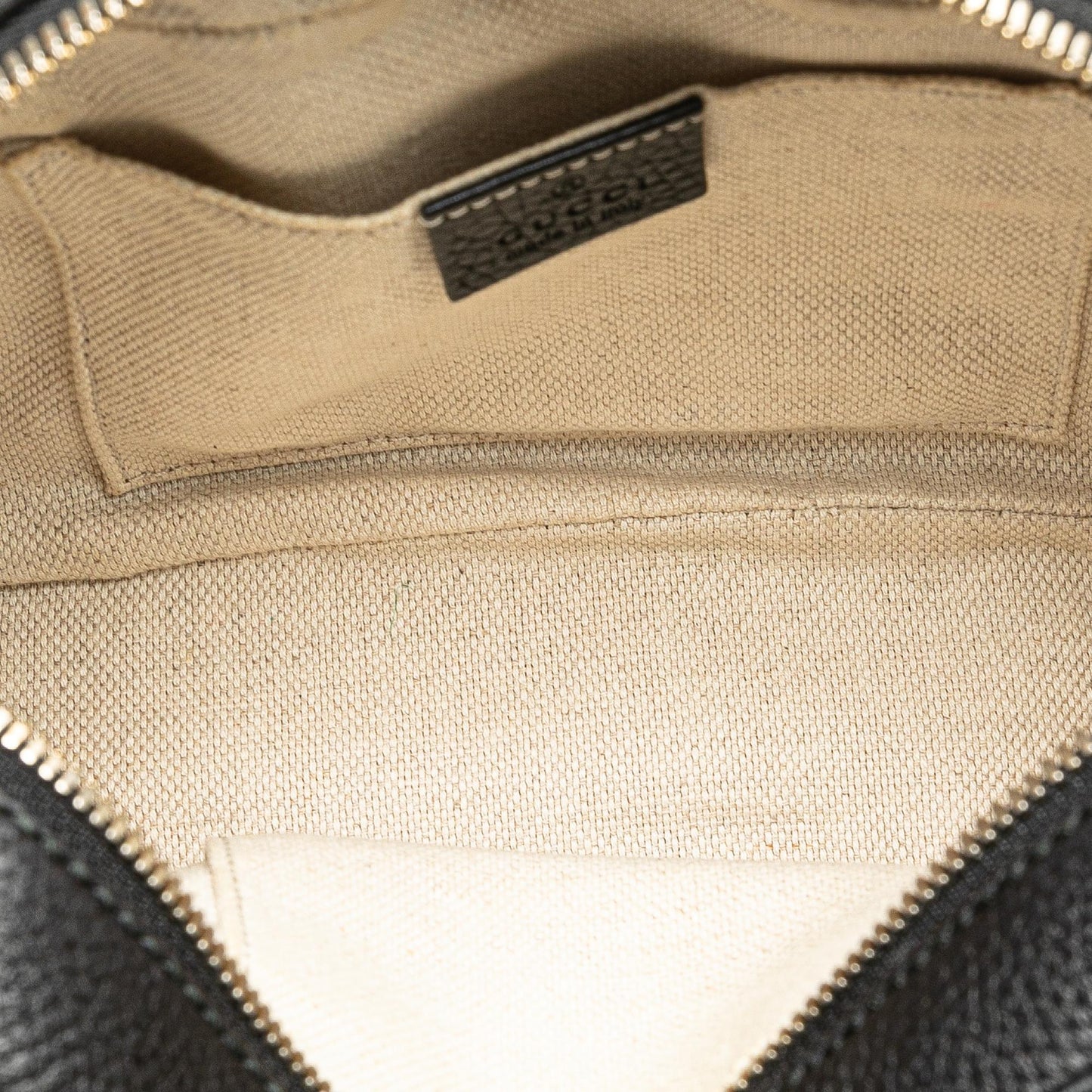 Gucci Small Leather Soho Disco Crossbody (SHG-q81tLY)
