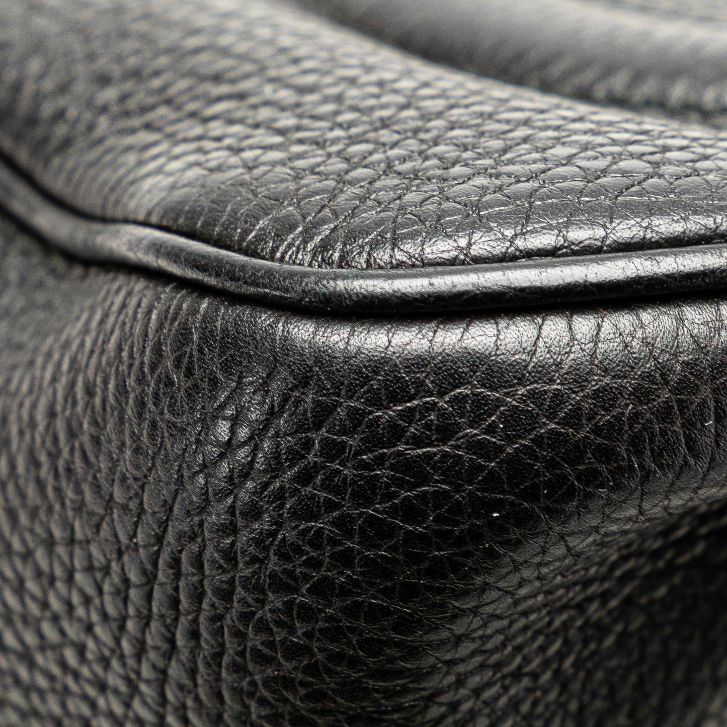 Gucci Small Leather Soho Disco Crossbody (SHG-q81tLY)