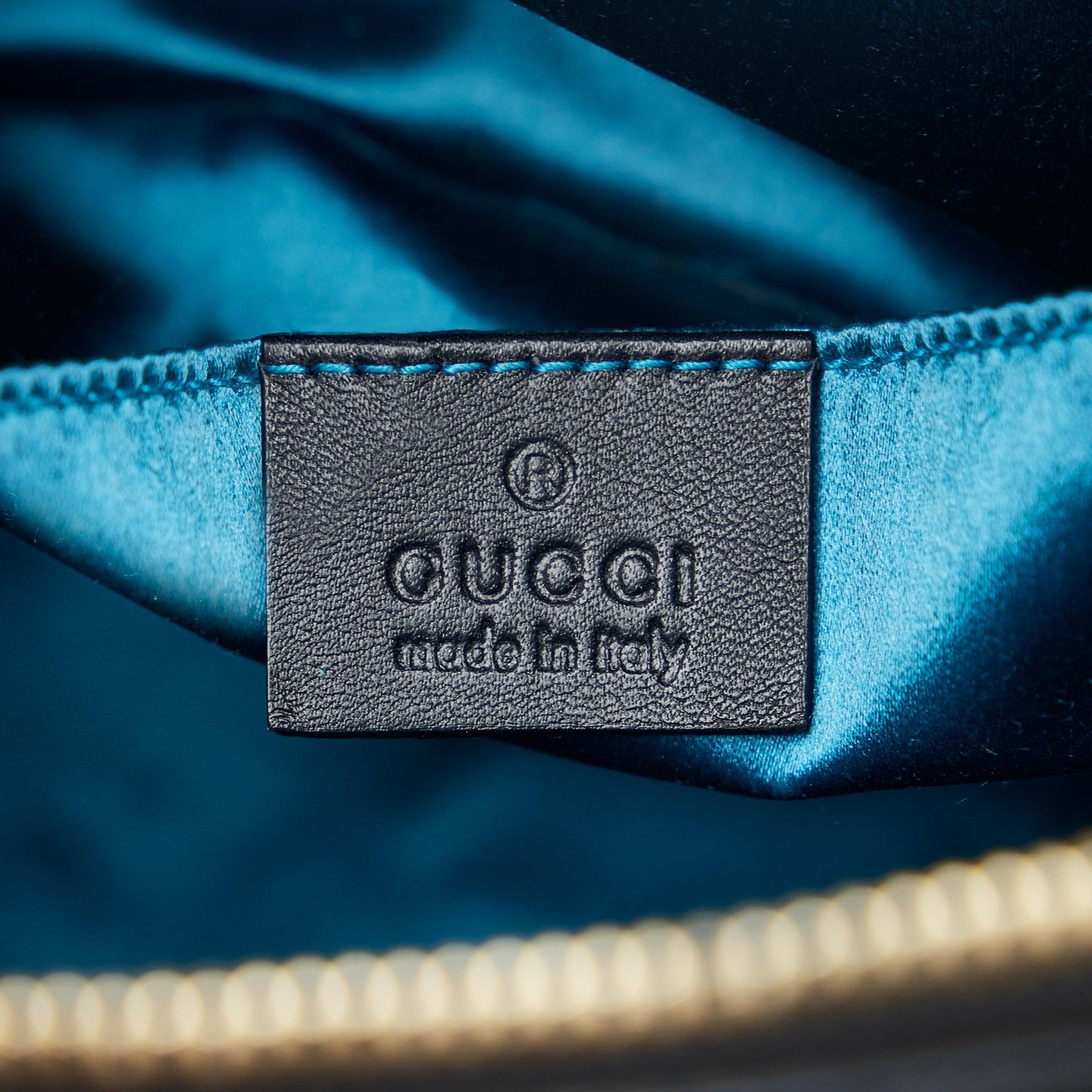 Gucci Small Suede Ophidia Crossbody (SHG-WUpawl)