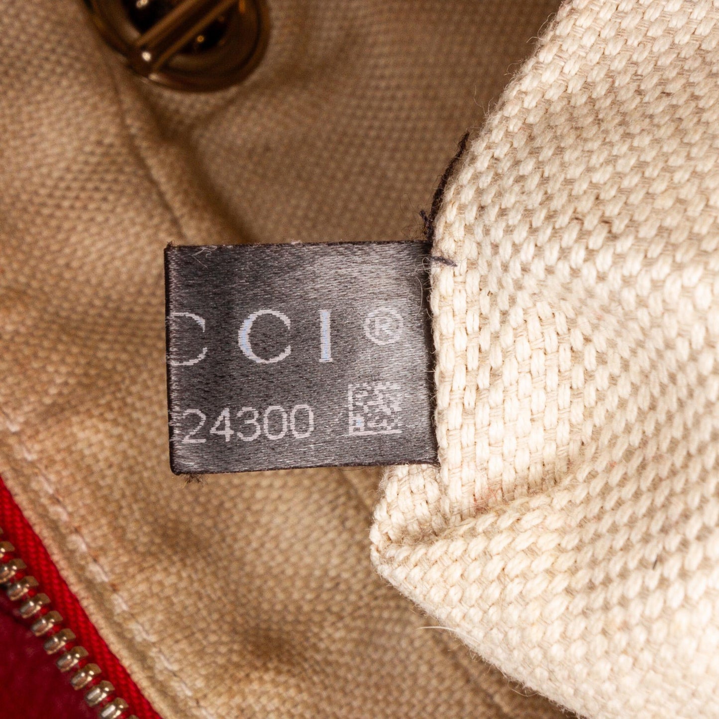 Gucci Soho Chain Shoulder Bag (SHG-HF44Ui)